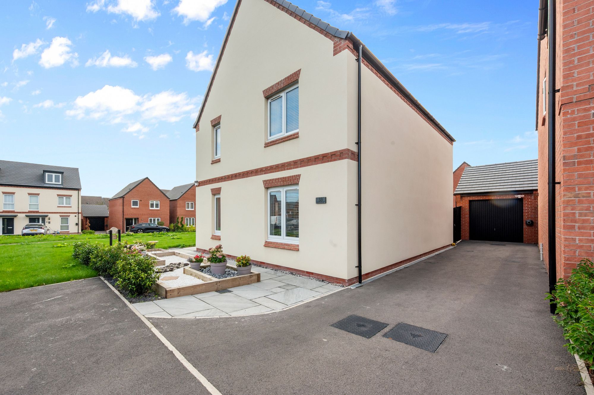 Dobsons Wood Lane, St. Helens, WA9