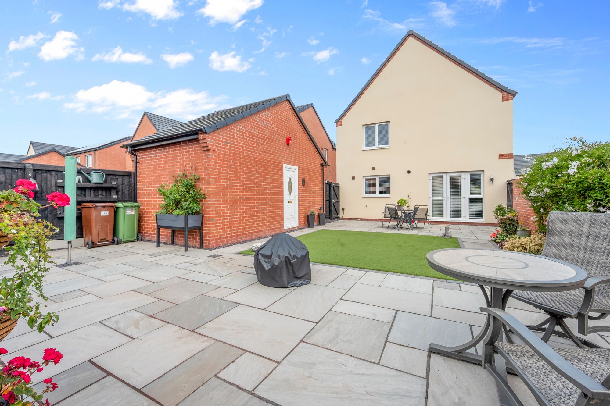 Dobsons Wood Lane, St. Helens, WA9