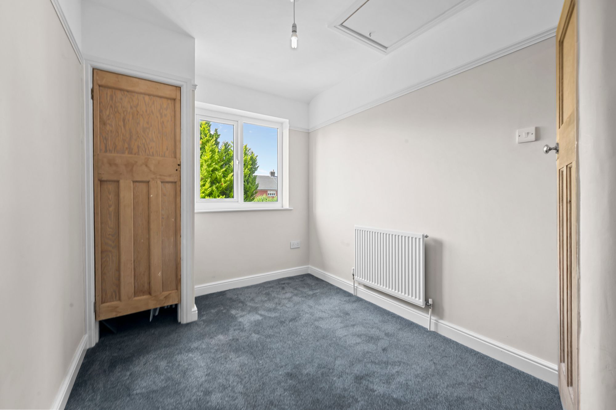 Cross Lane, Whiston, L35