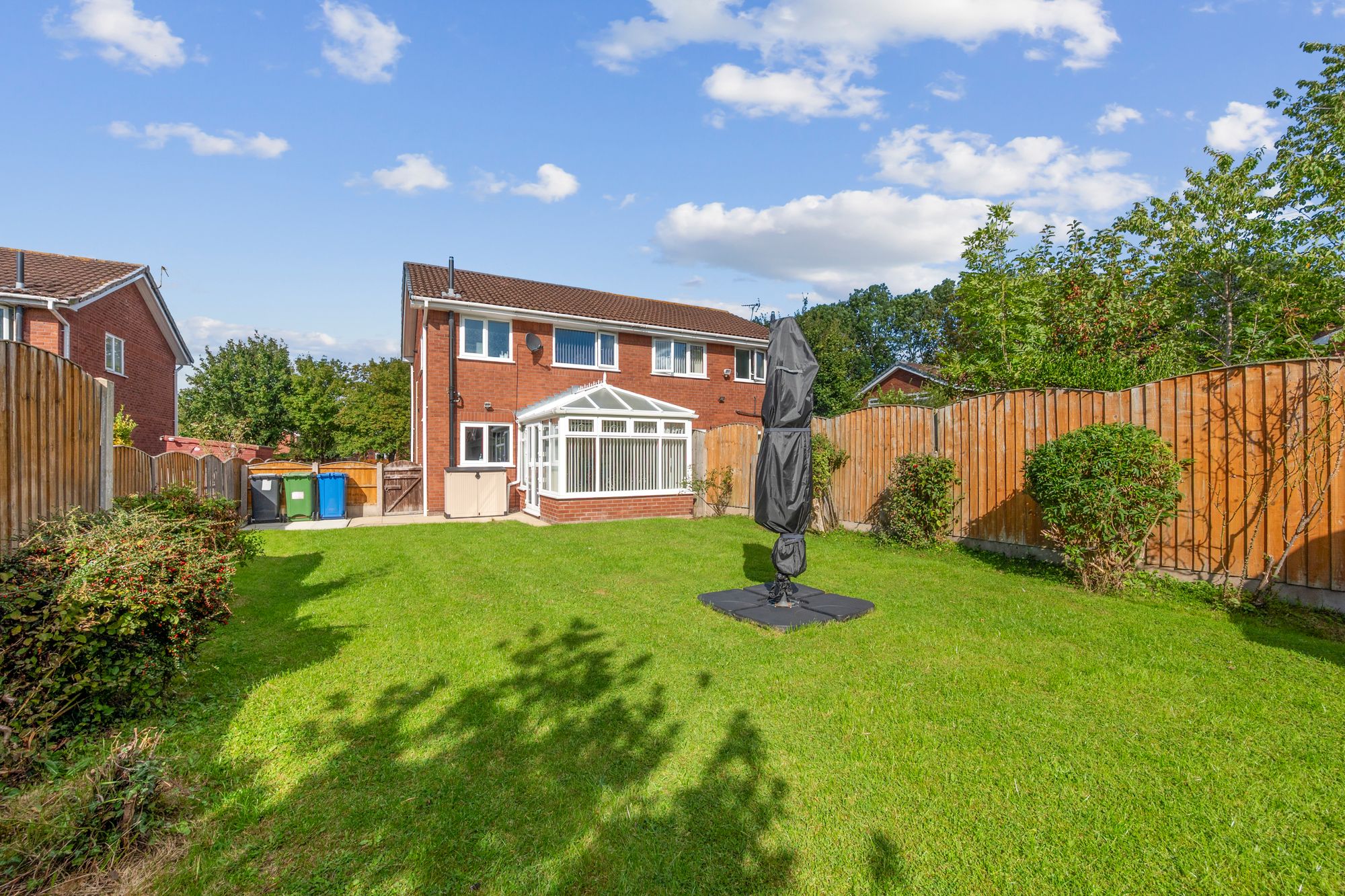 Nairn Close, Fearnhead, WA2