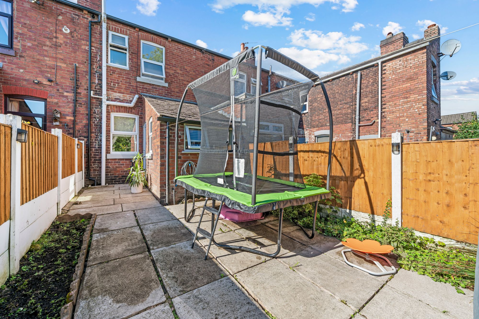 Wigan Road, Ashton-In-Makerfield, WN4