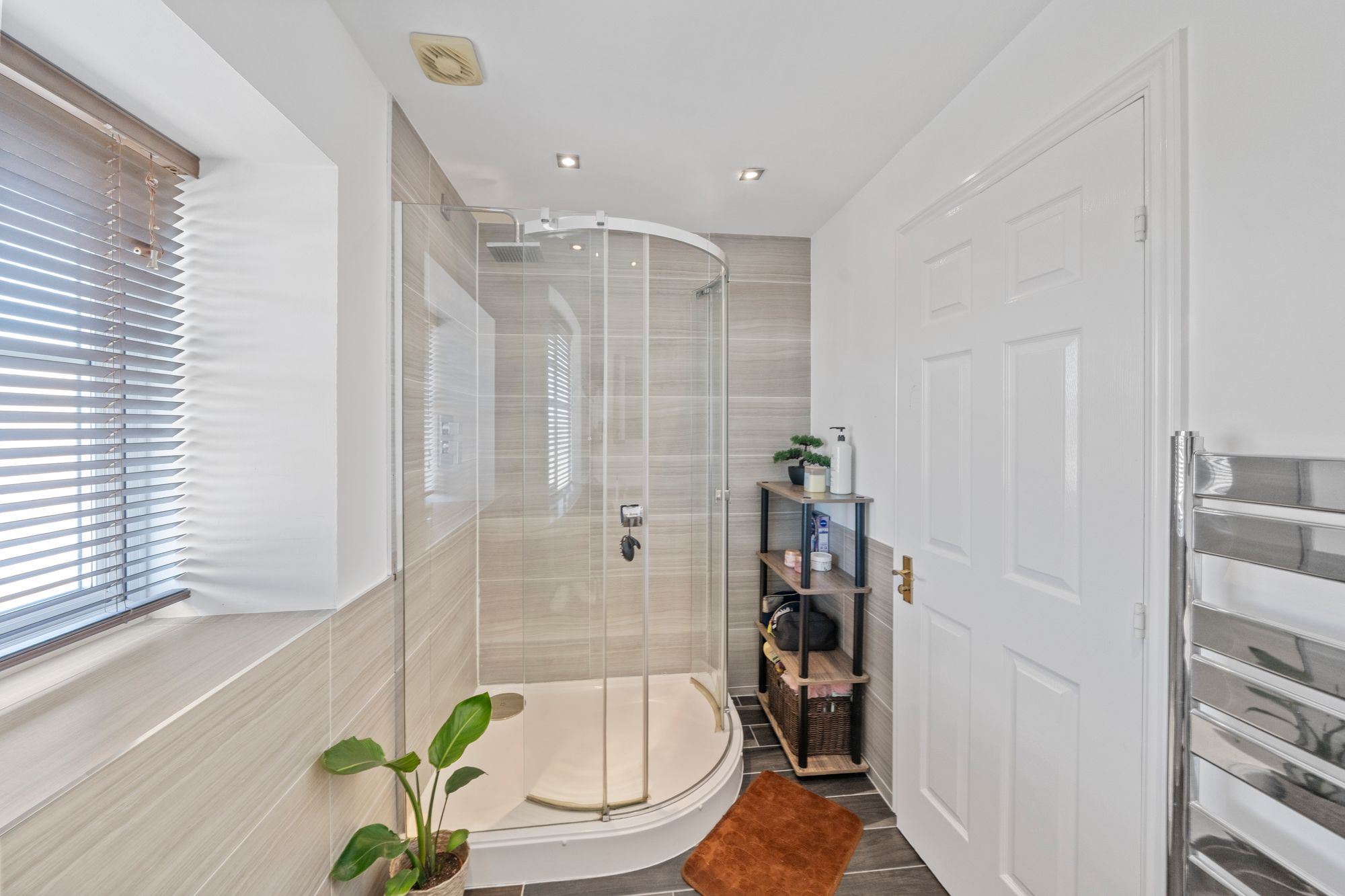 Jennings Park Avenue, Abram, WN2