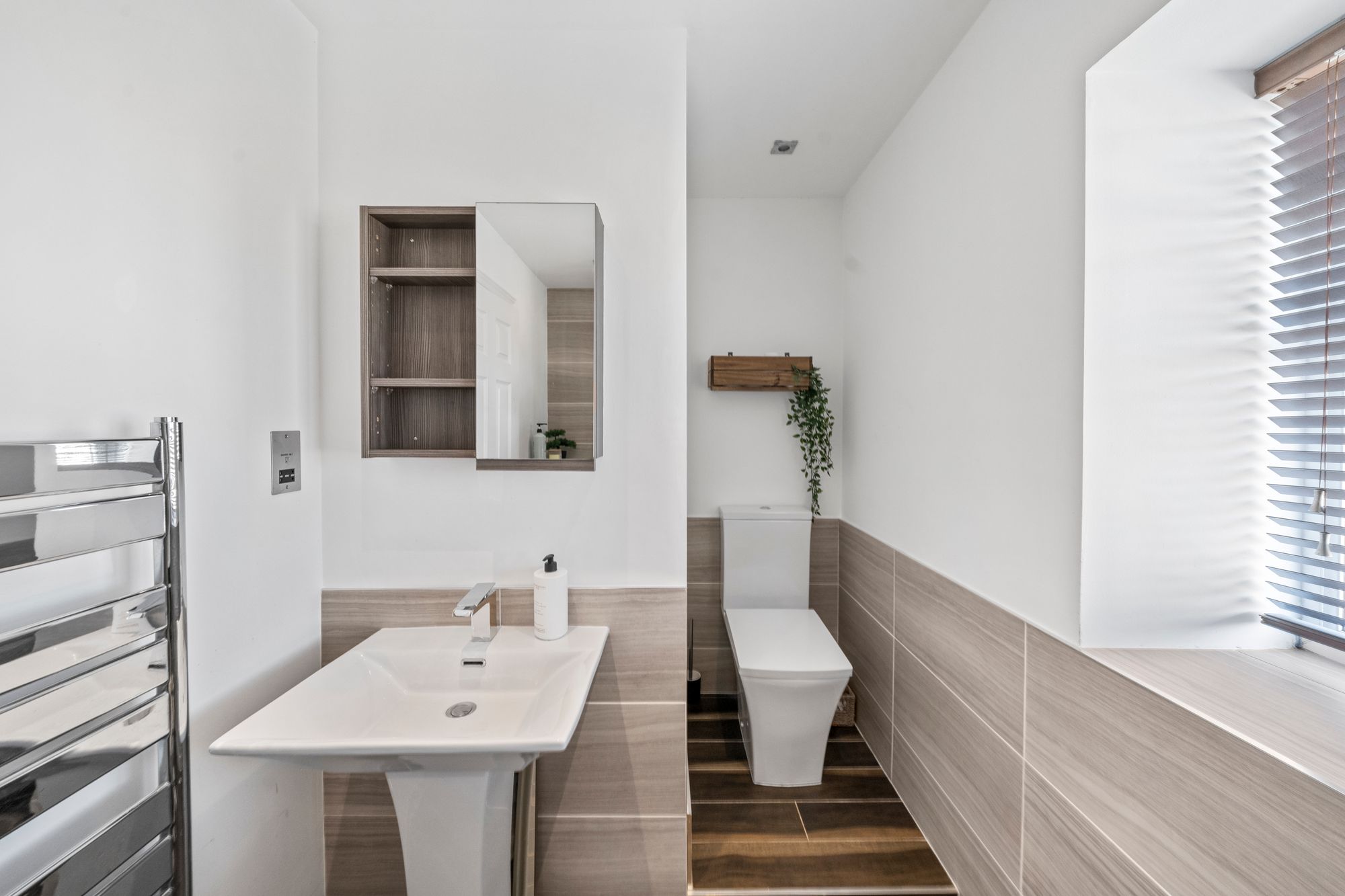 Jennings Park Avenue, Abram, WN2