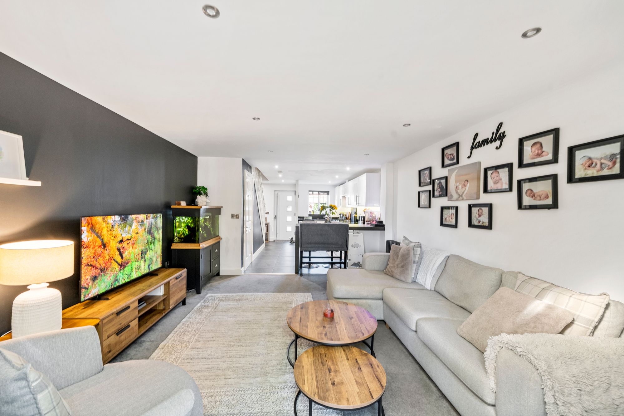 Jennings Park Avenue, Abram, WN2