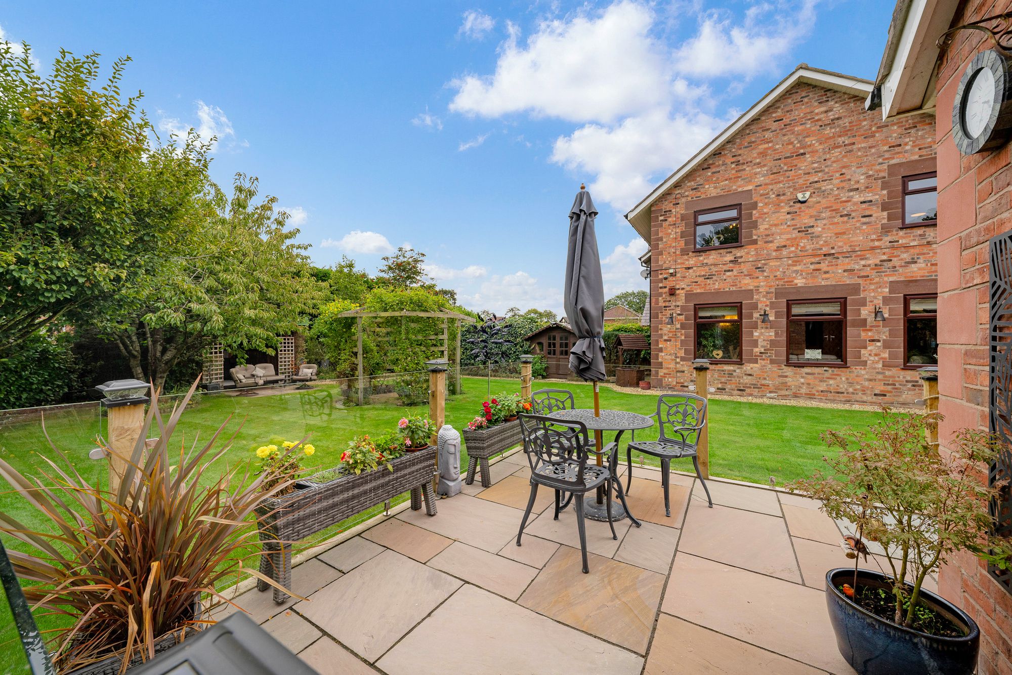 Highlands Road, Runcorn, WA7
