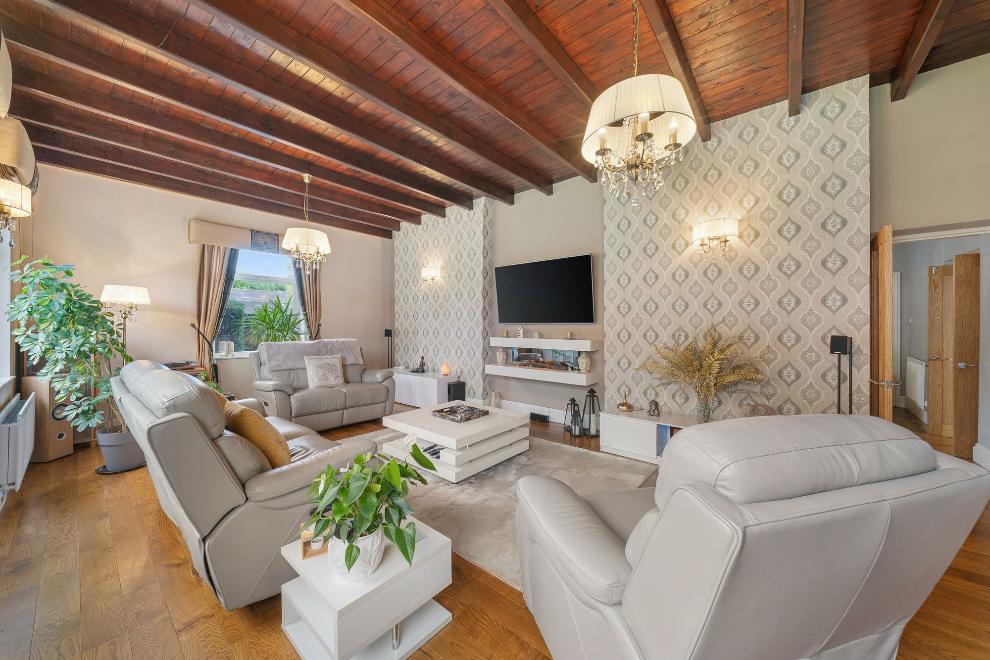 Highlands Road, Runcorn, WA7