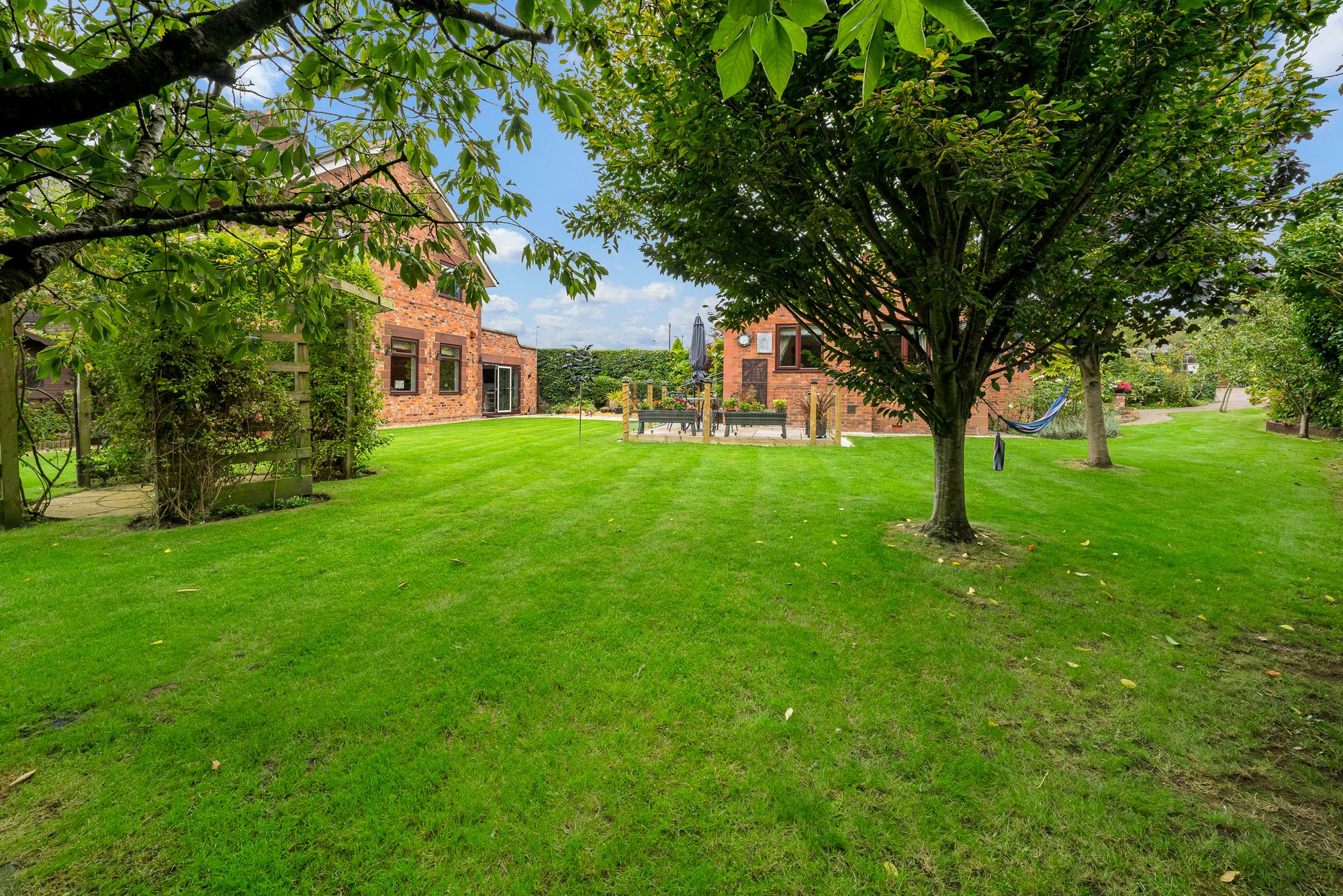 Highlands Road, Runcorn, WA7