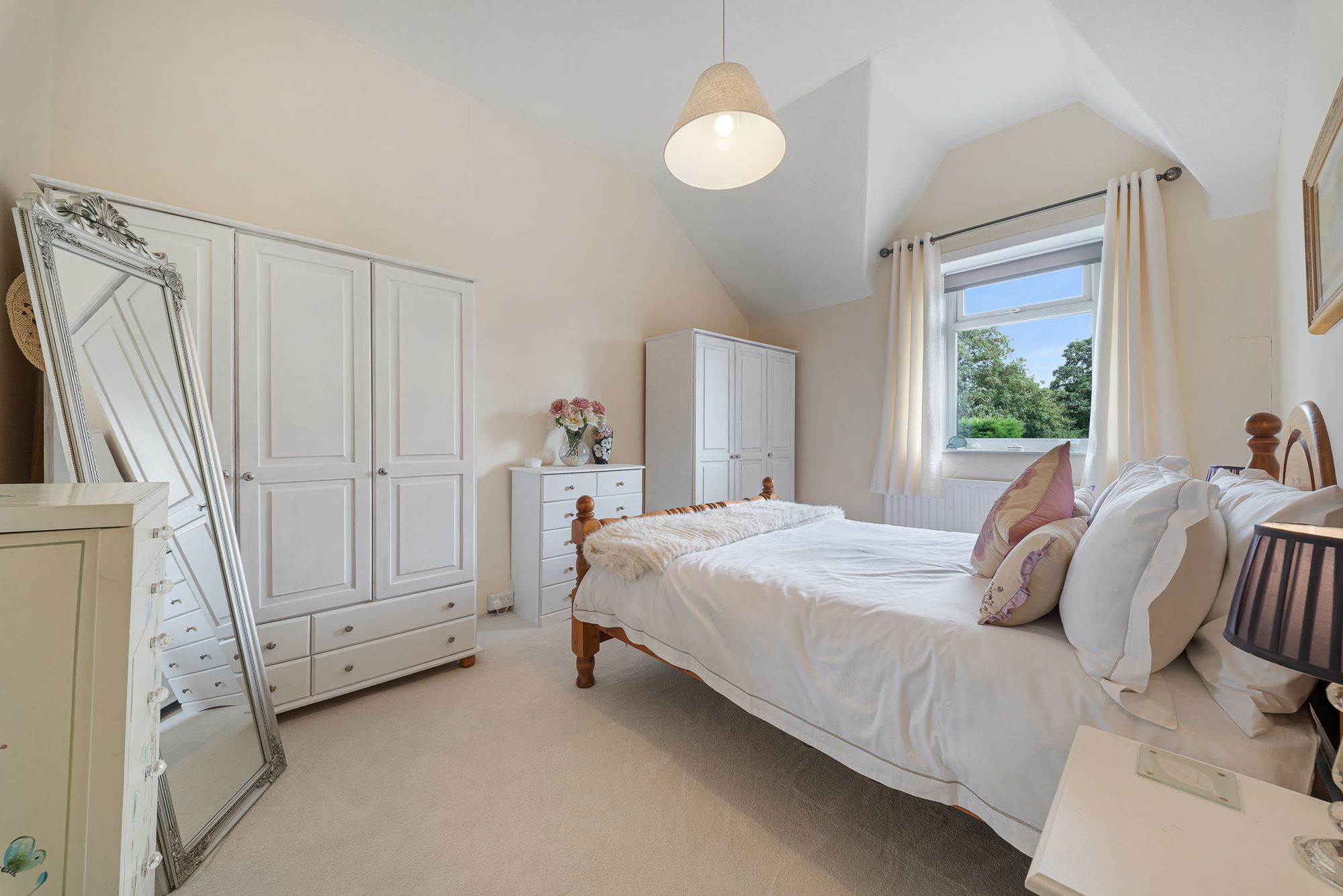 Highlands Road, Runcorn, WA7