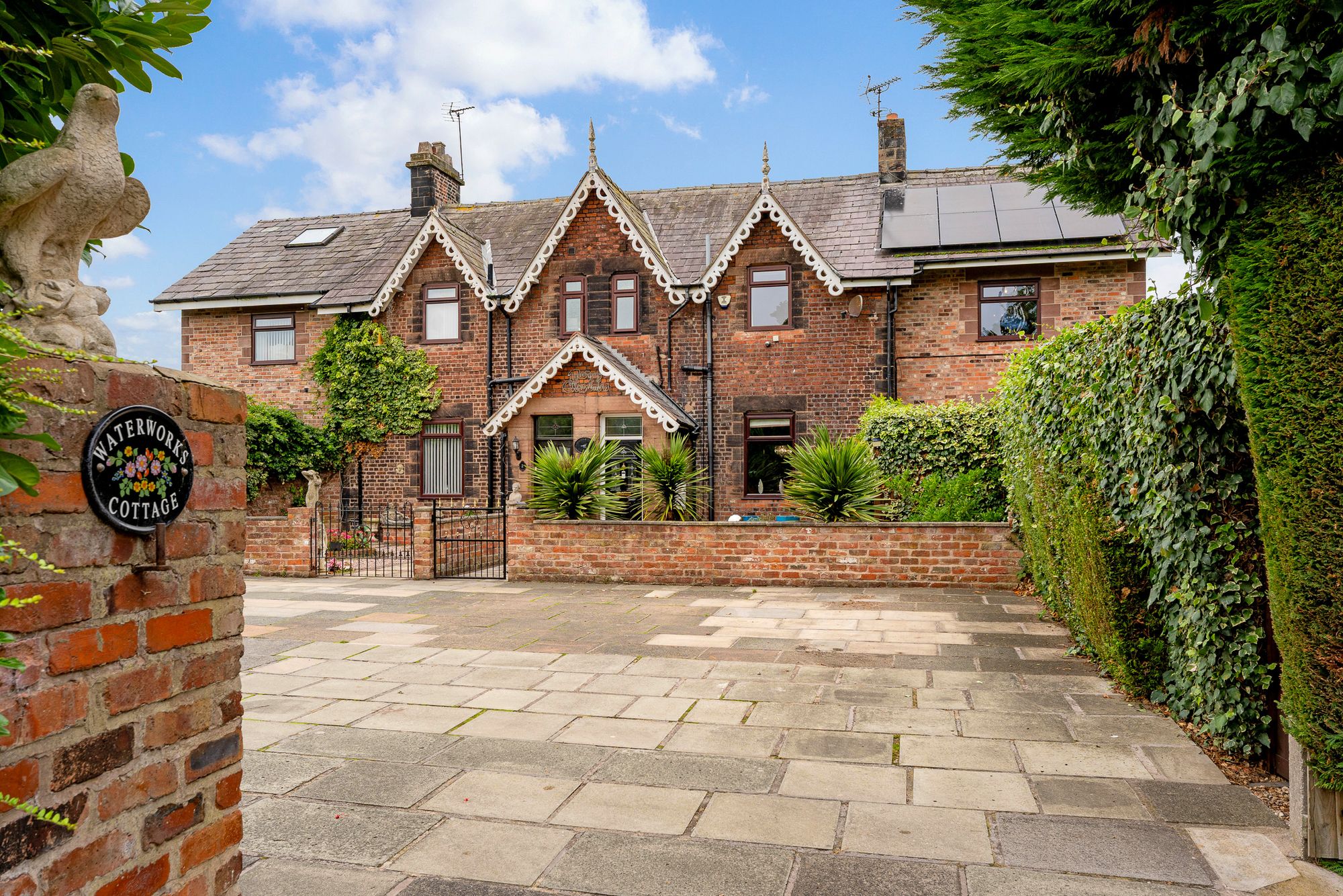 Highlands Road, Runcorn, WA7