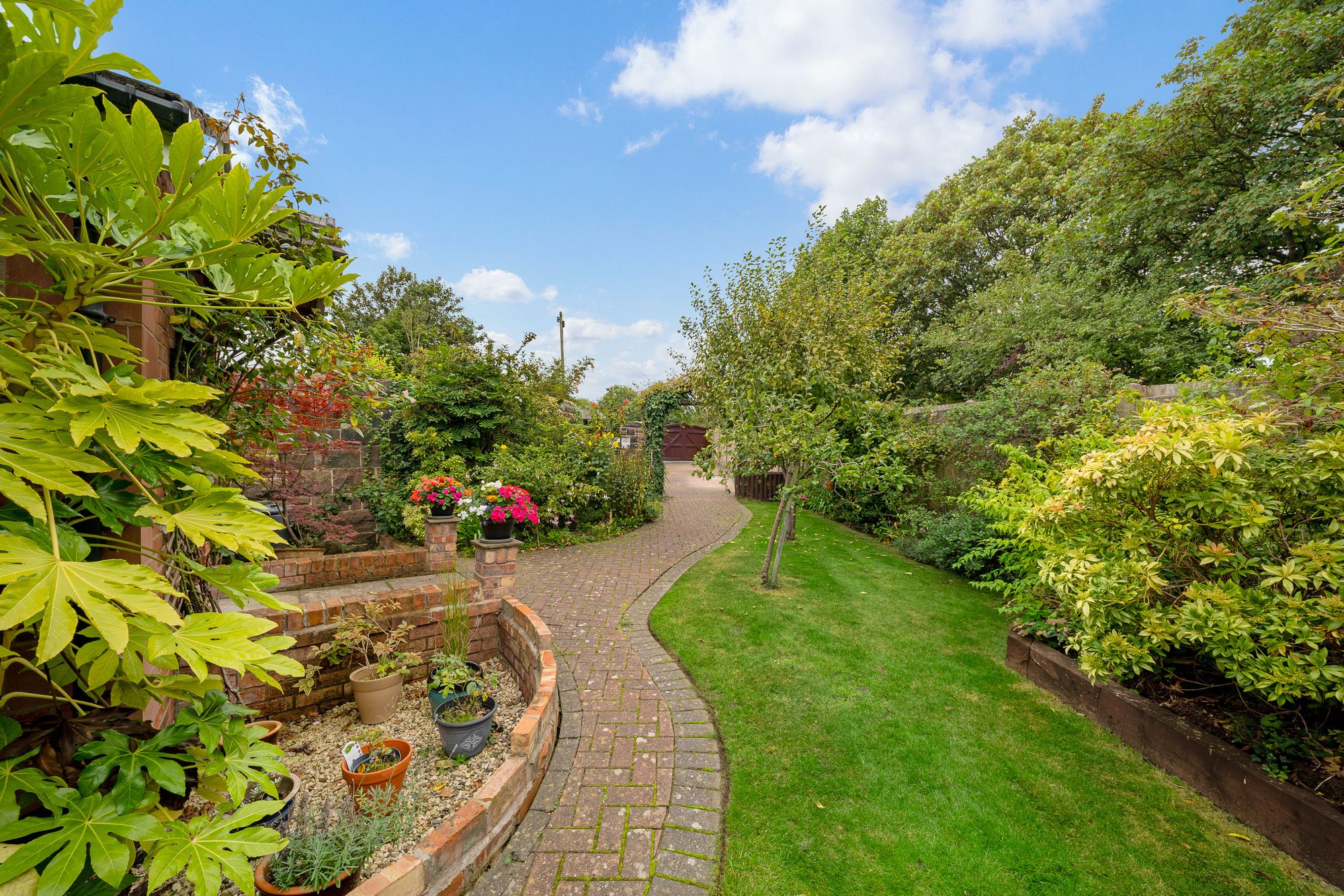 Highlands Road, Runcorn, WA7
