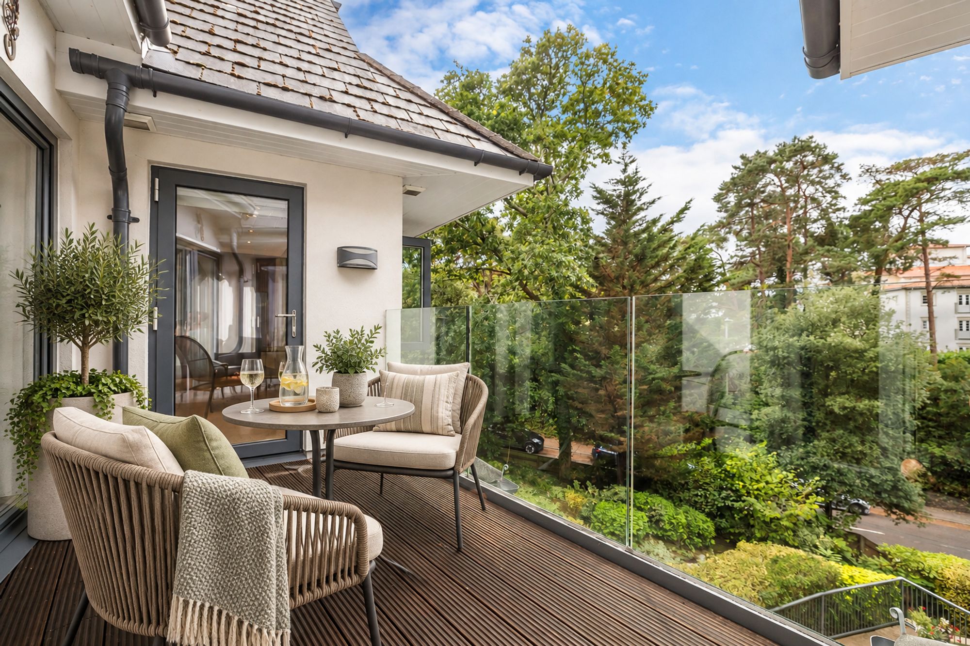 Strata, Canford Cliffs Road, Canford Cliffs, Poole BH13