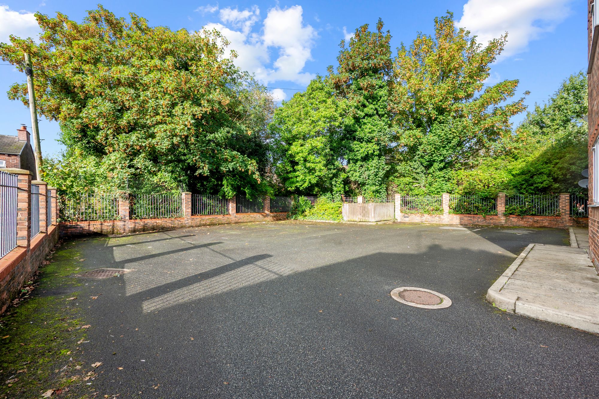 King Edward Road, Dentons Green, WA10