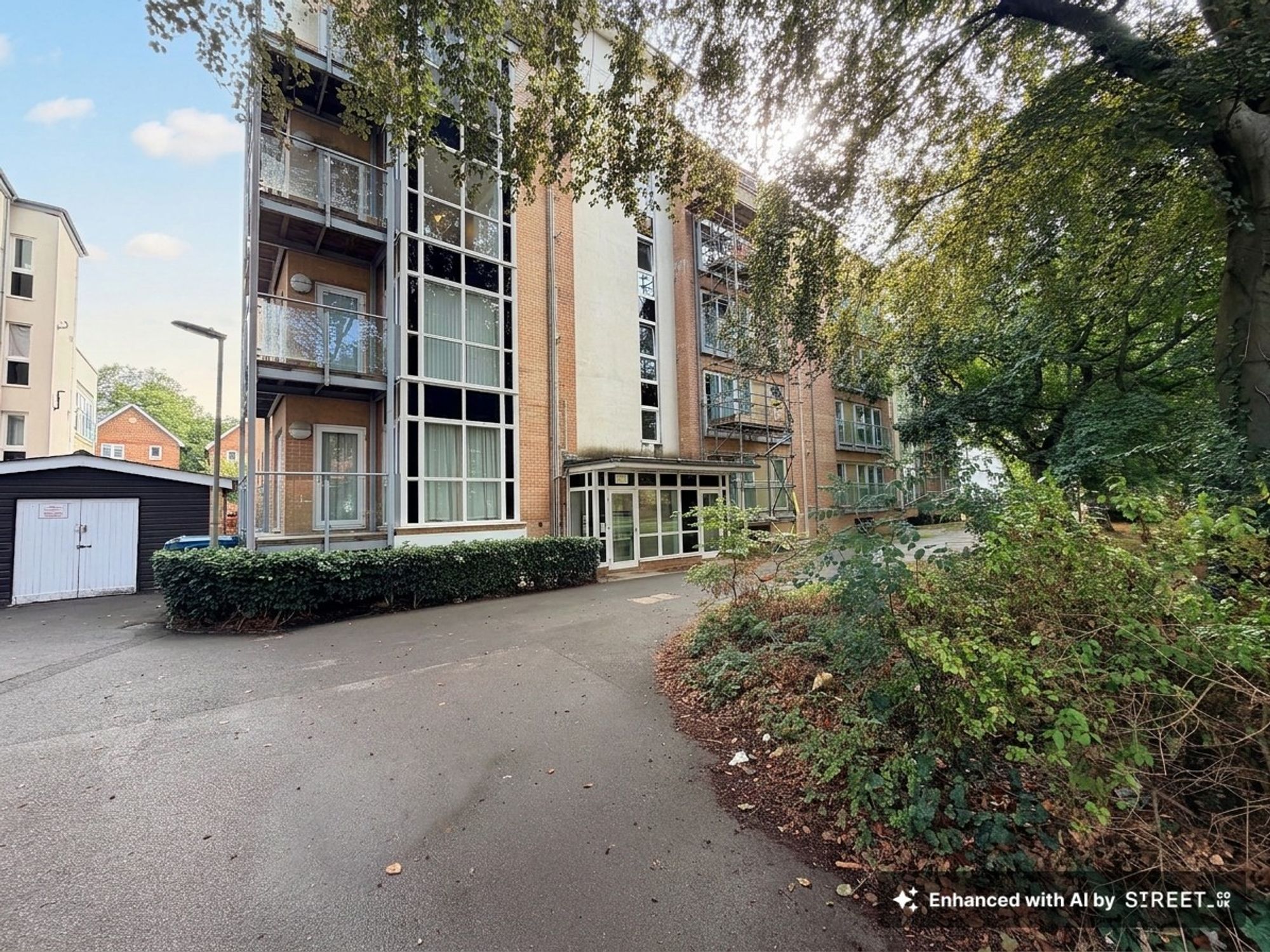 Suttones Place, Southampton, SO15