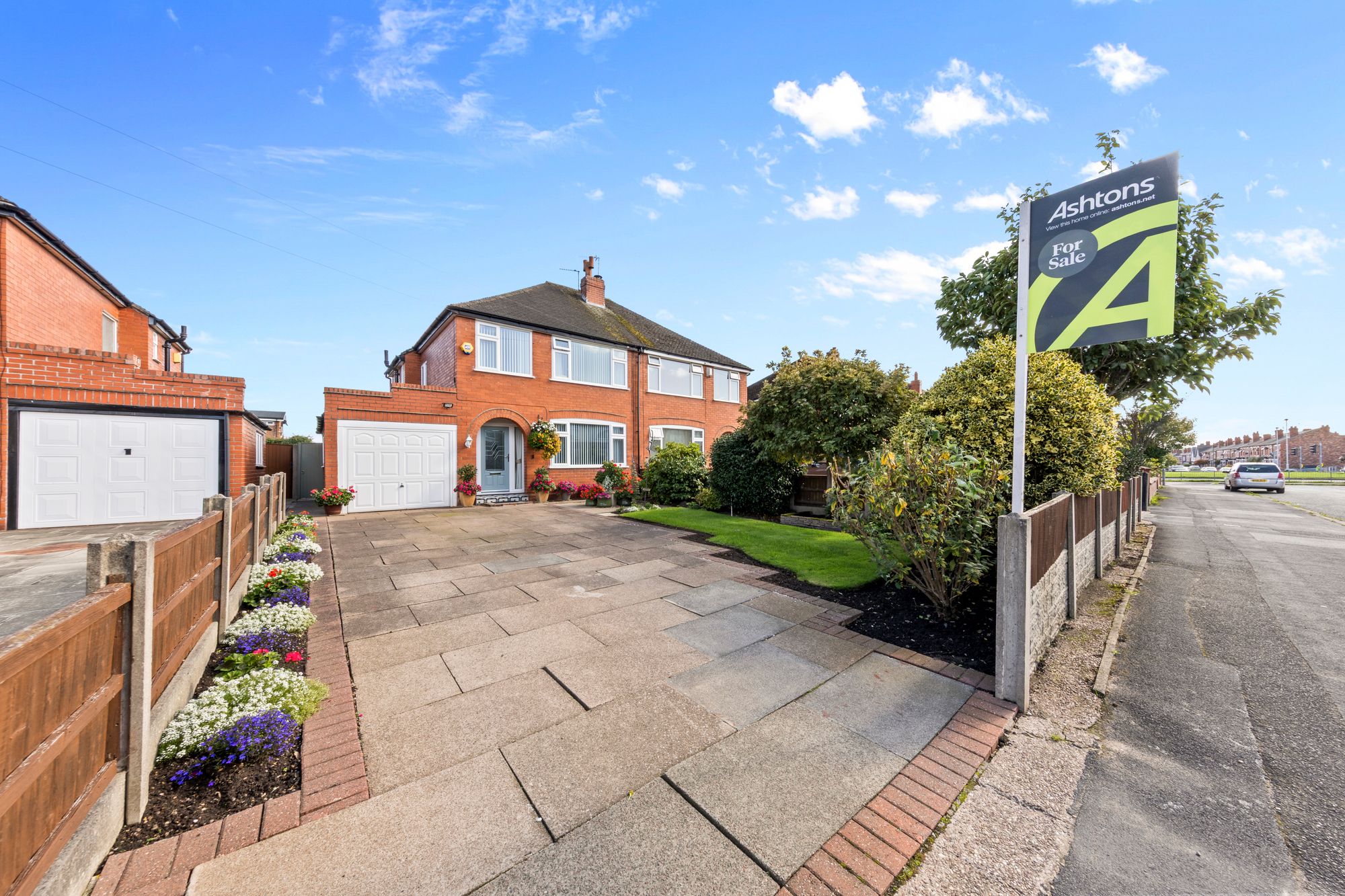 Hood Lane North, Great Sankey, WA5