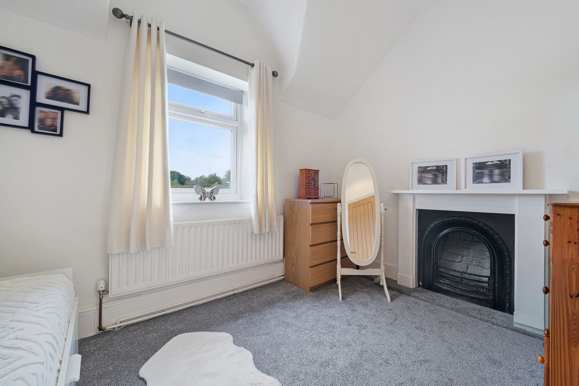 Highlands Road, Runcorn, WA7