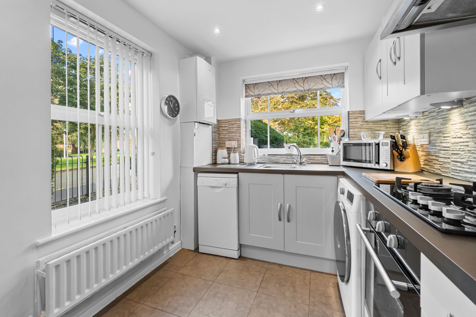 Templeton Drive, Fearnhead, WA2