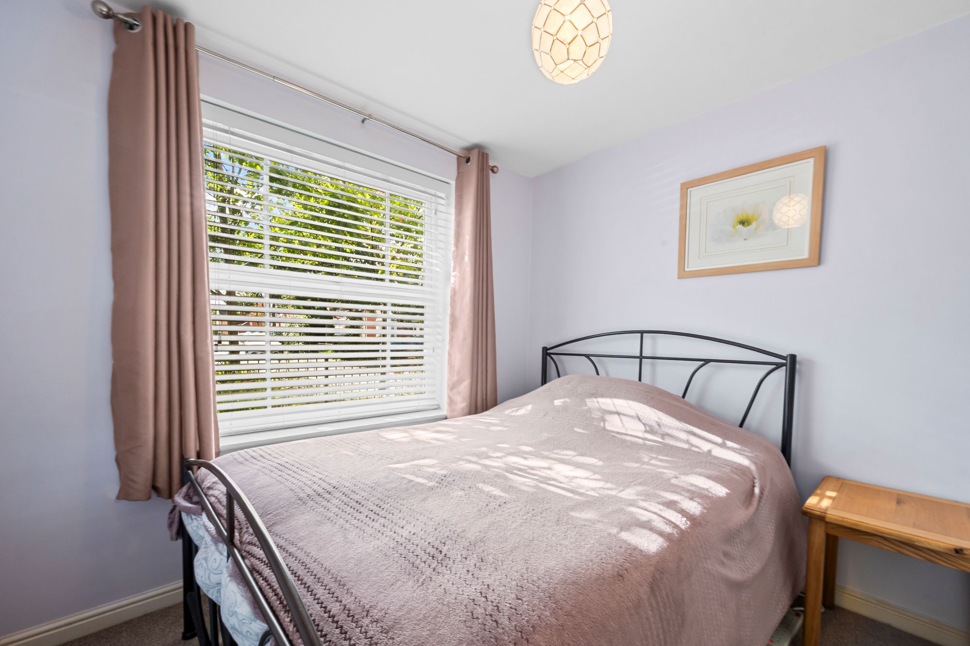Templeton Drive, Fearnhead, WA2
