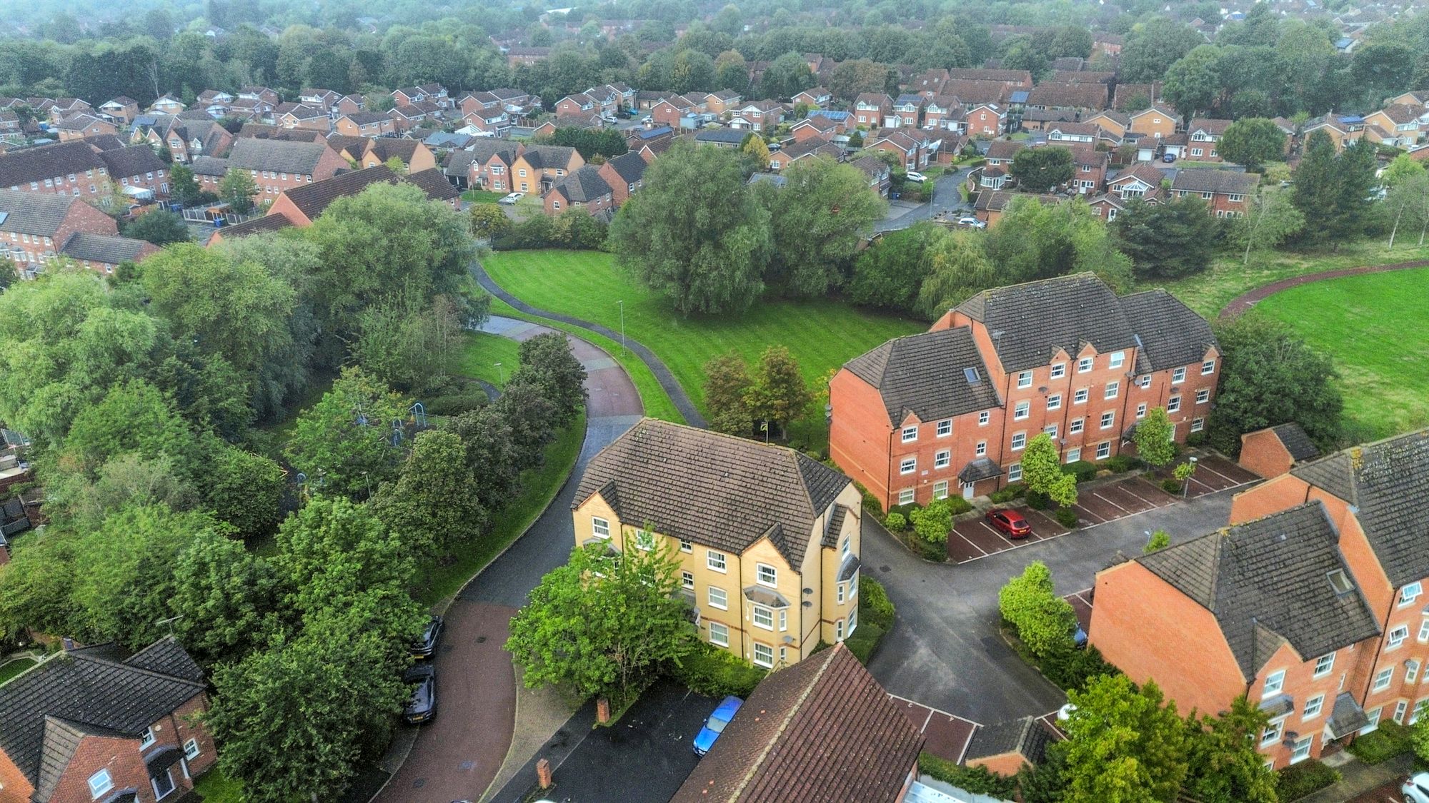 Templeton Drive, Fearnhead, WA2