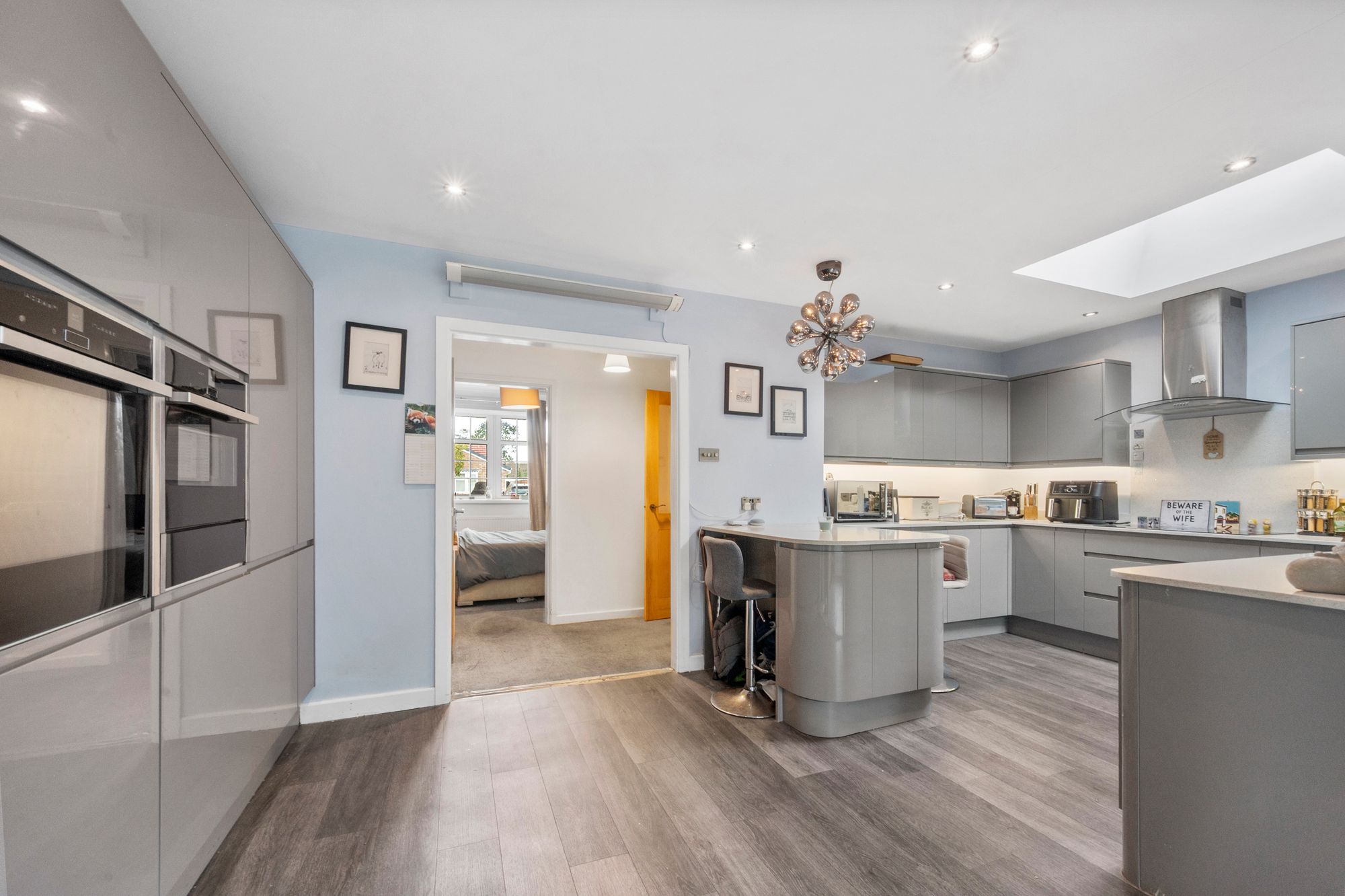 Laburnum Avenue, Woolston, WA1
