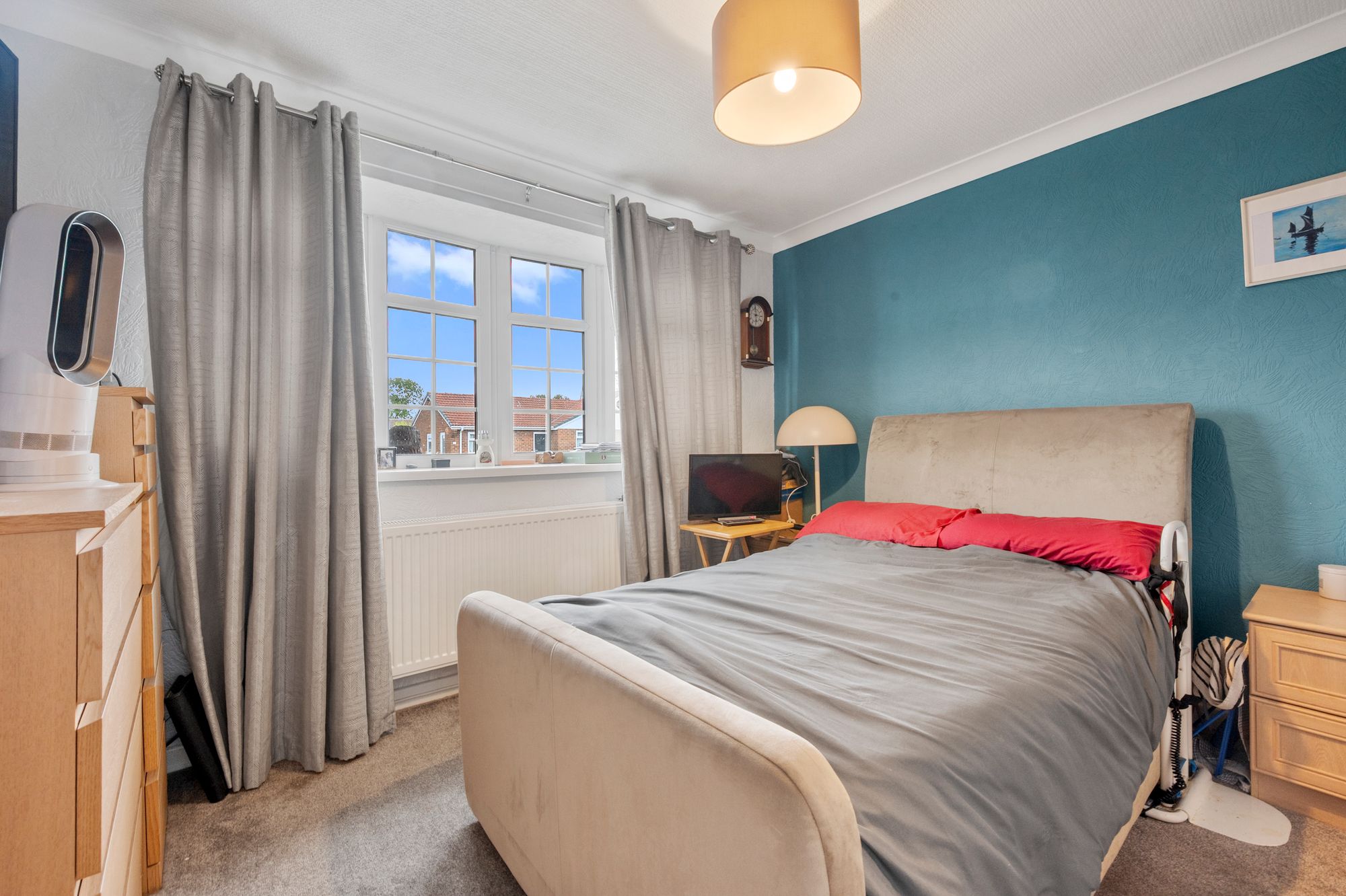 Laburnum Avenue, Woolston, WA1