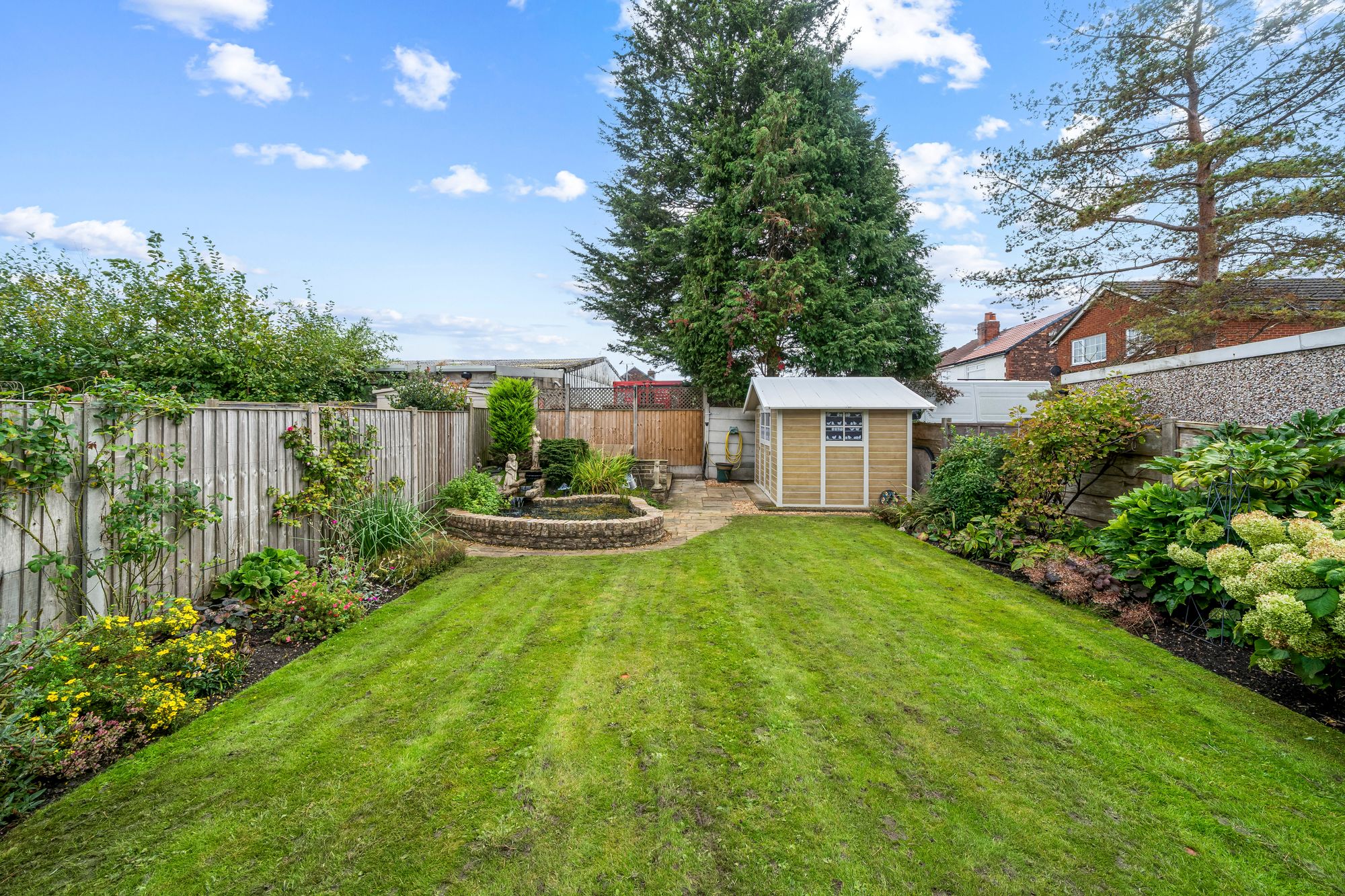 Angus Avenue, Leigh, WN7
