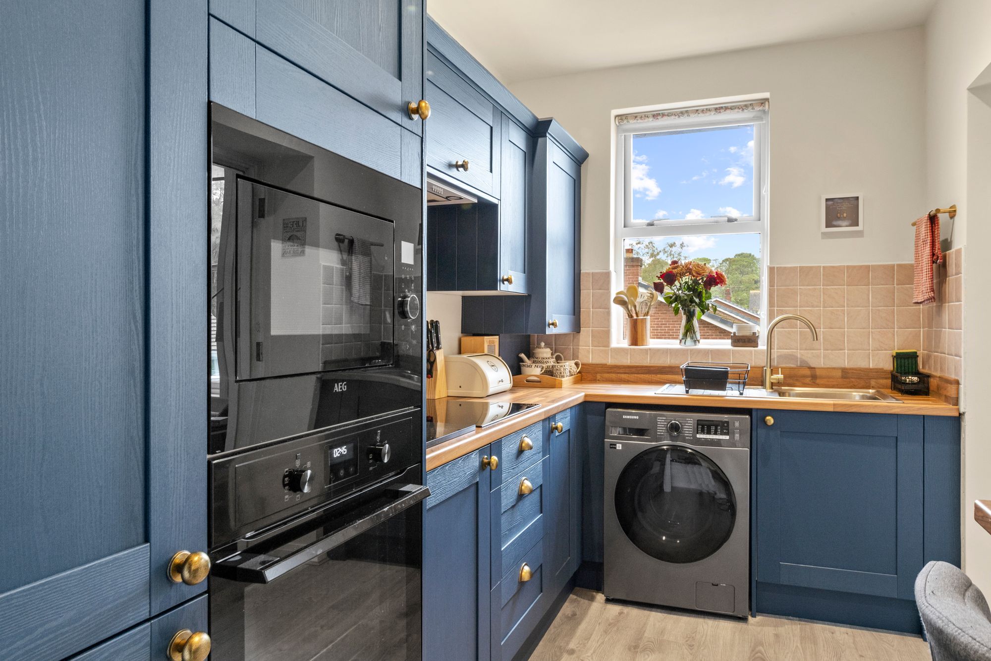 Dingle Bank Close, Lymm, WA13