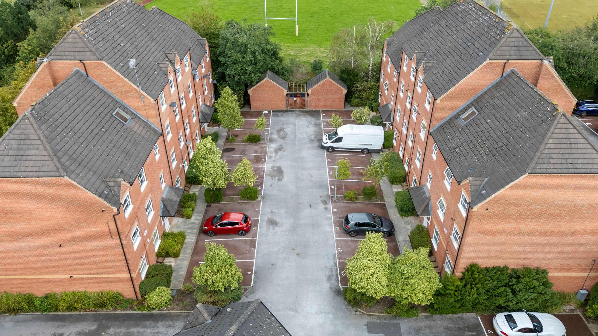 Templeton Drive, Fearnhead, WA2