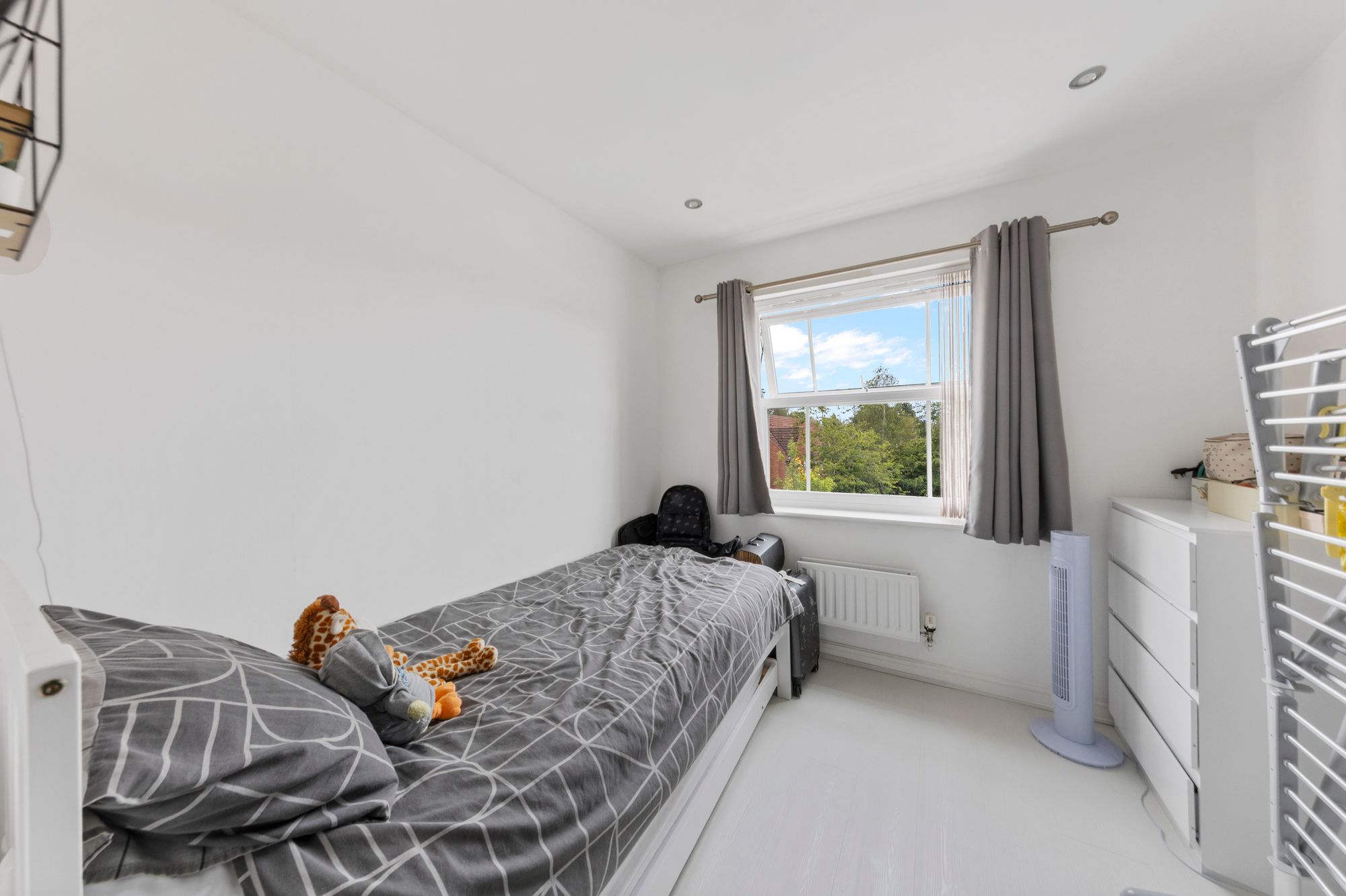 Templeton Drive, Fearnhead, WA2