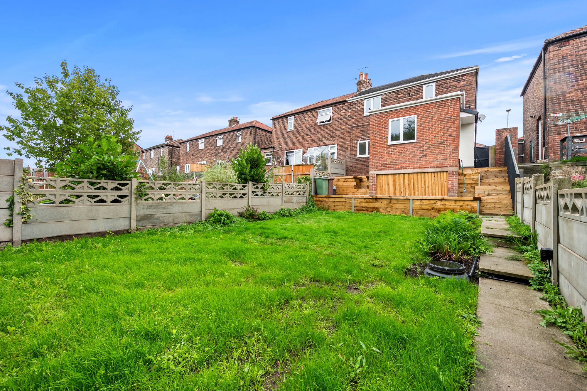 Leach Lane, Sutton Leach, WA9