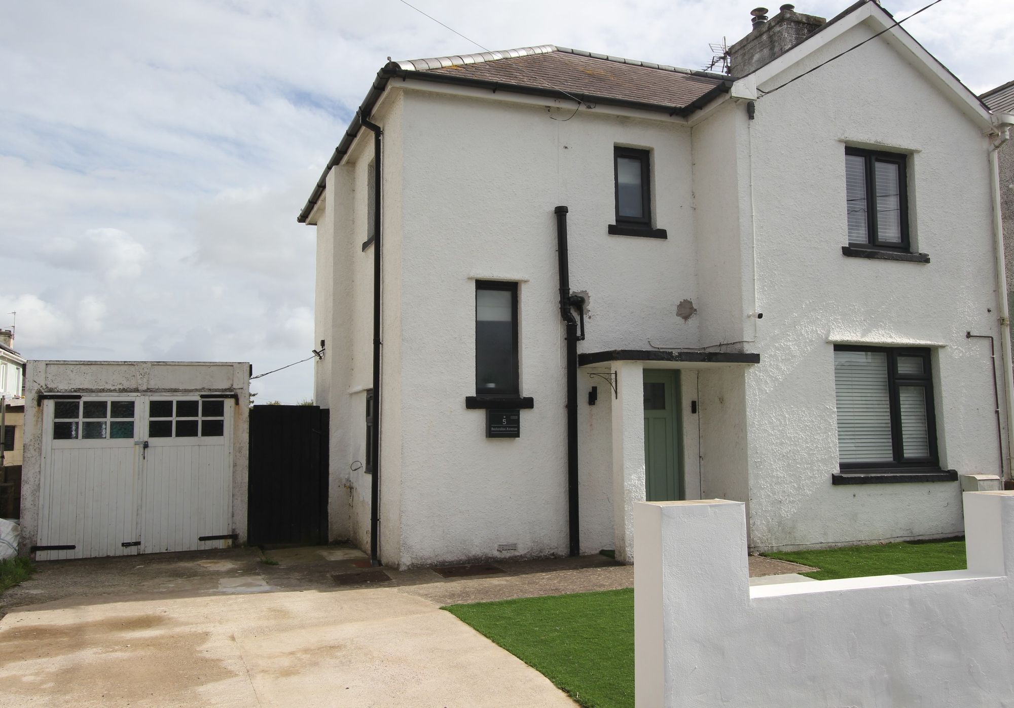 Berkrolles Avenue, St. Athan, CF62