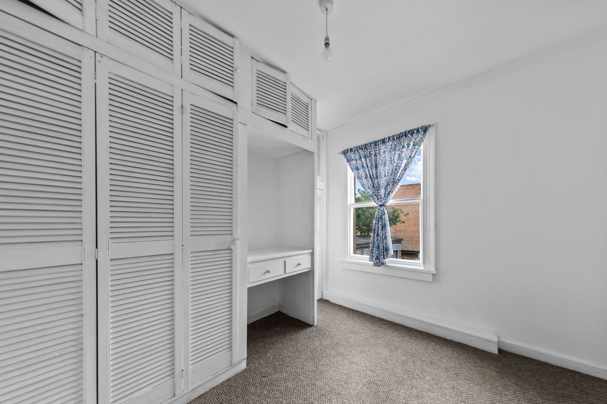 London Road, Stockton Heath, WA4