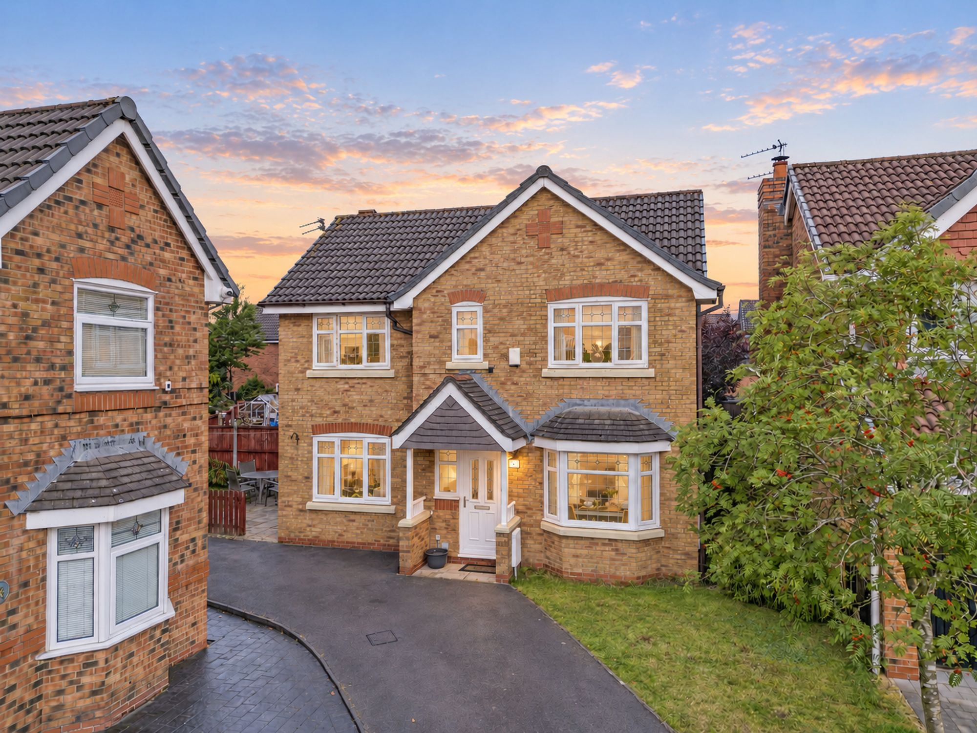 Saunderton Close, Haydock, WA11