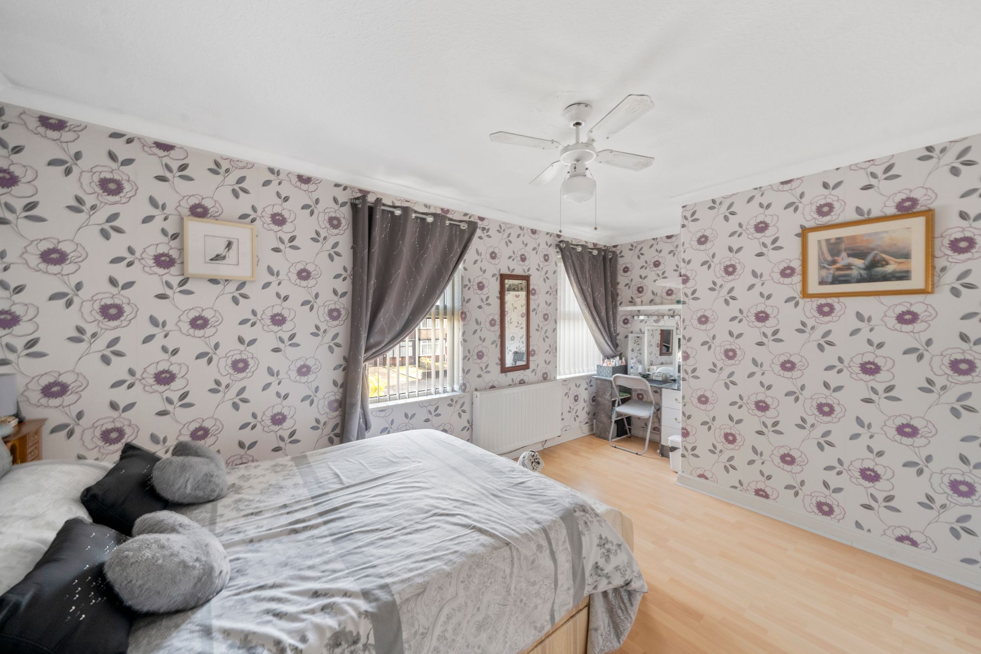 Warrington Road, Leigh, WN7