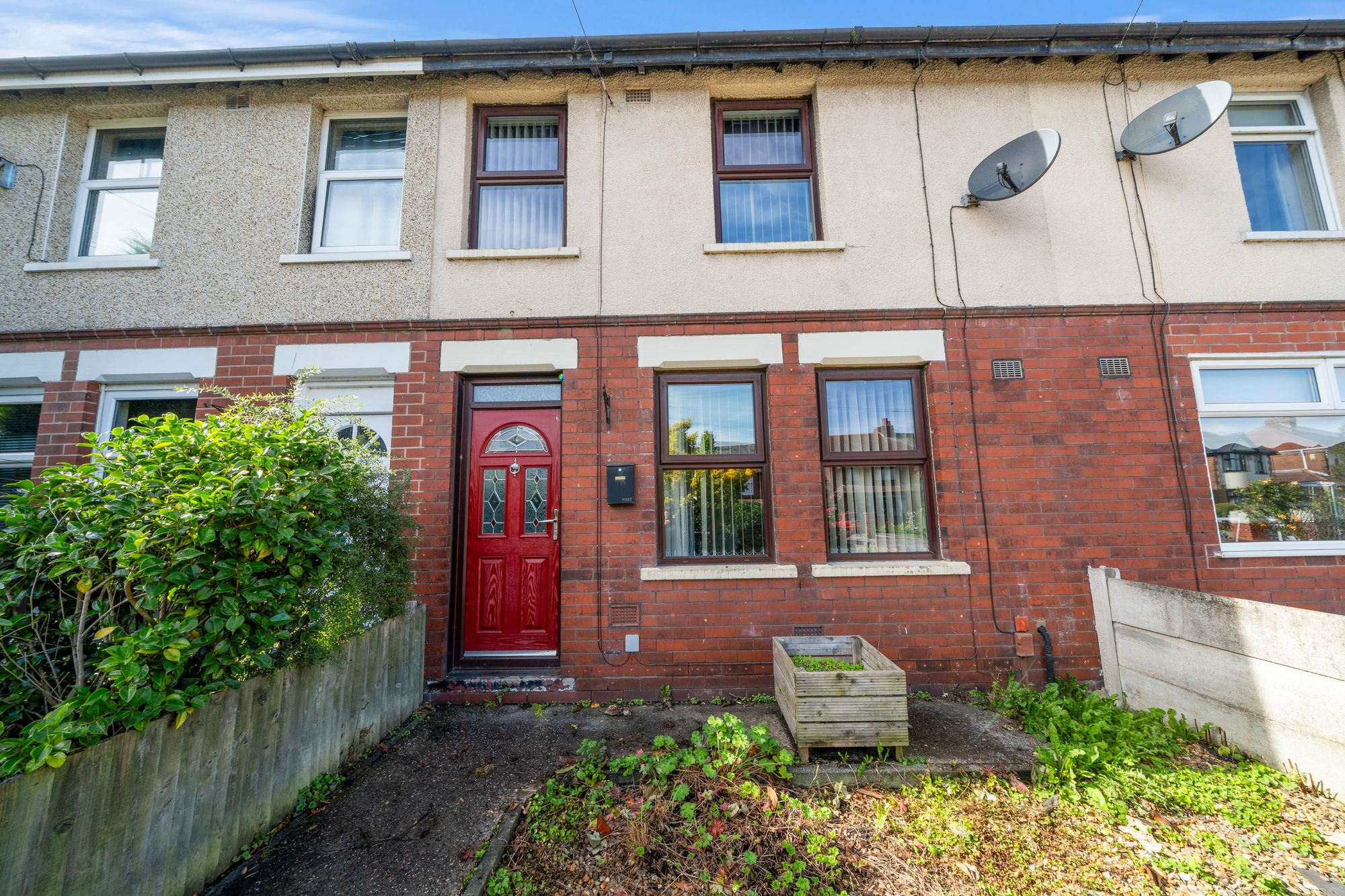 Warrington Road, Leigh, WN7