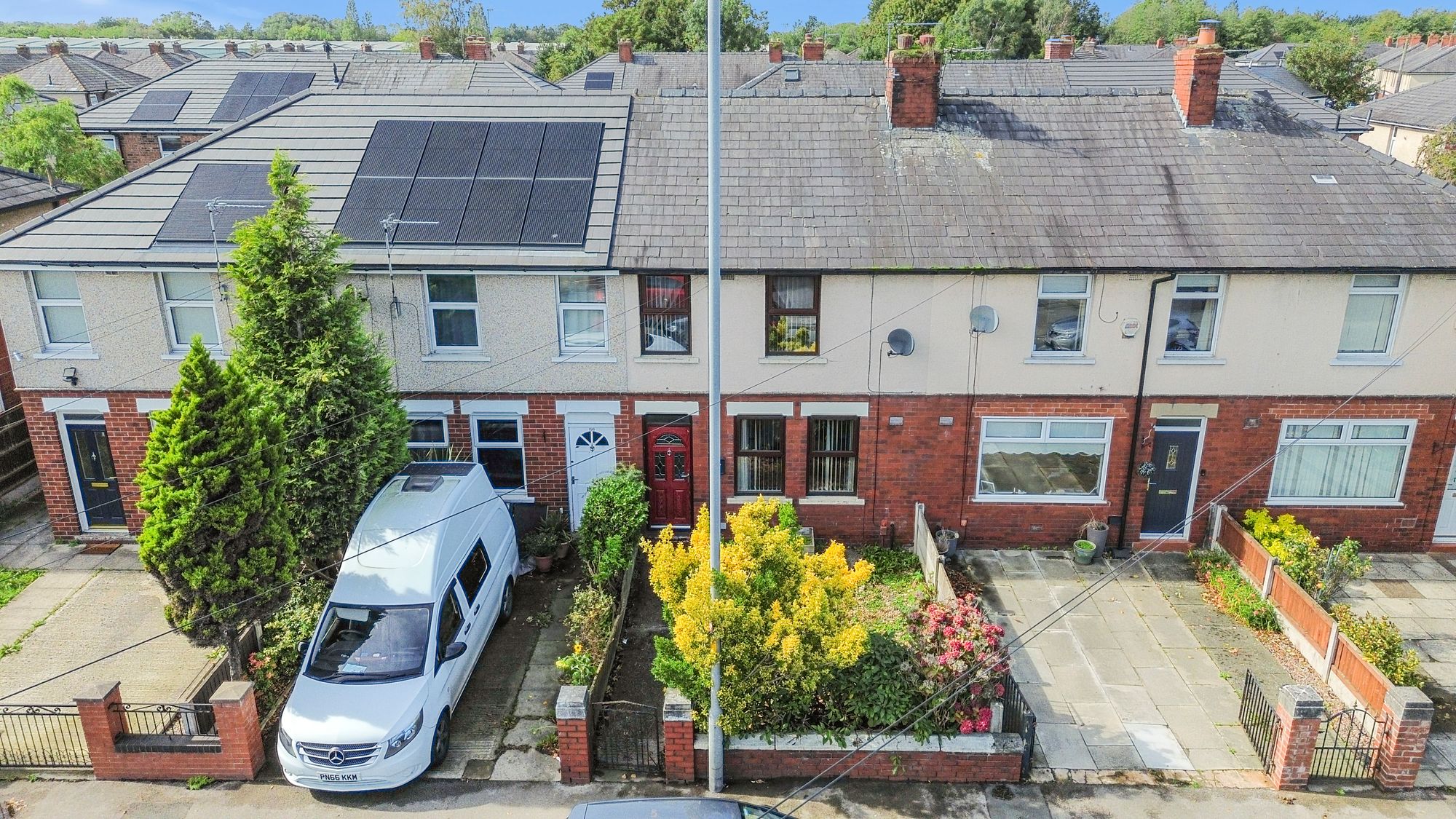 Warrington Road, Leigh, WN7