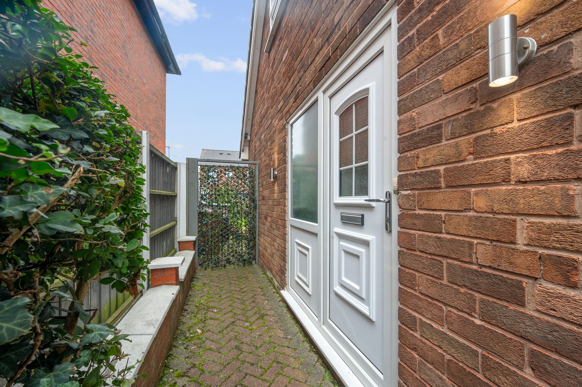 Rainhill Road, Rainhill, L35