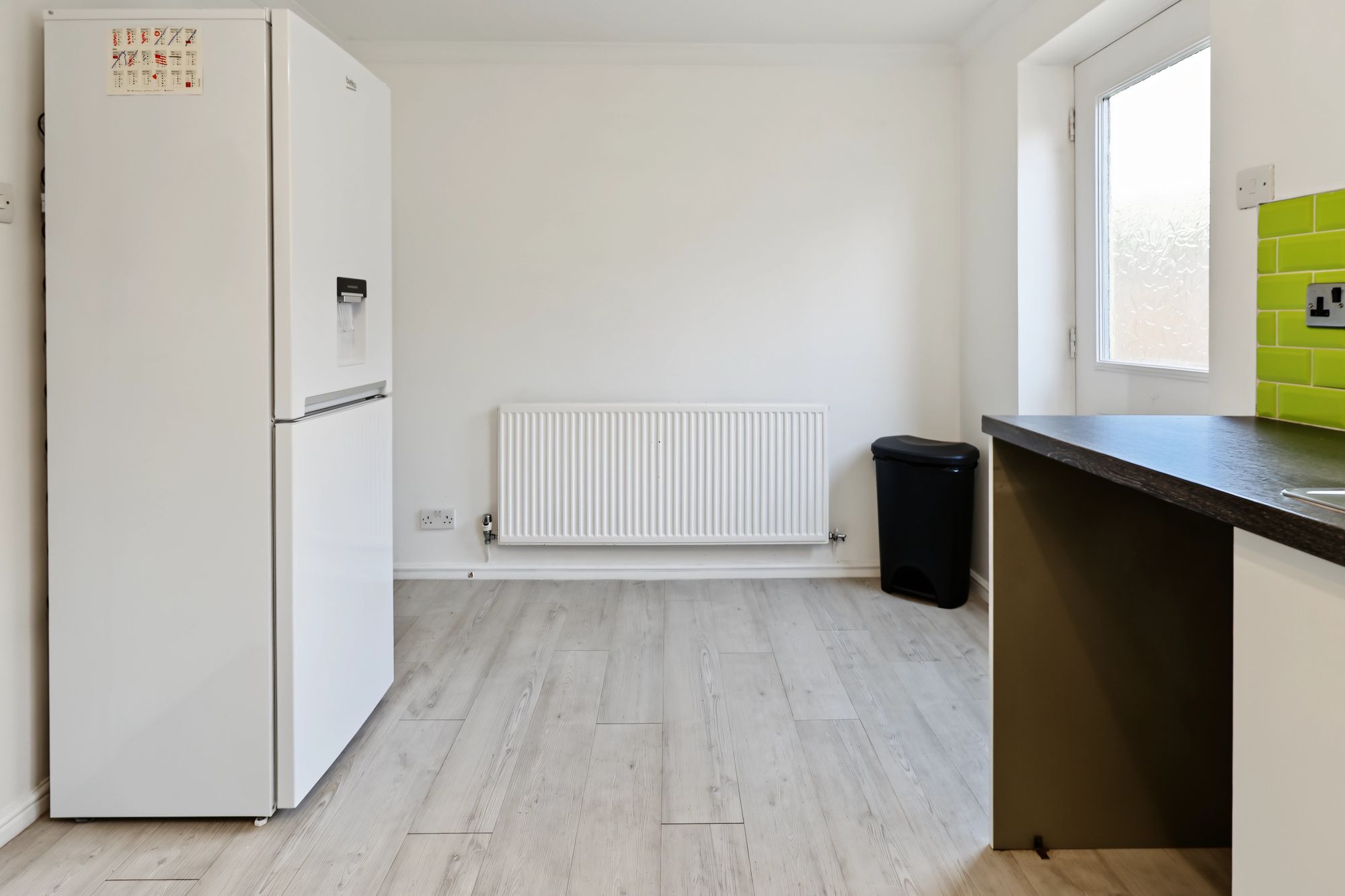Bainbridge Avenue, Lowton, WA3