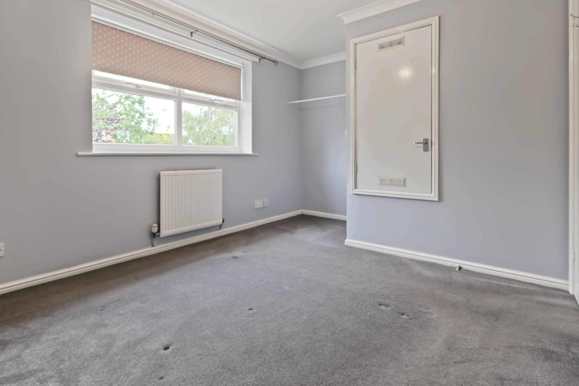 Bainbridge Avenue, Lowton, WA3