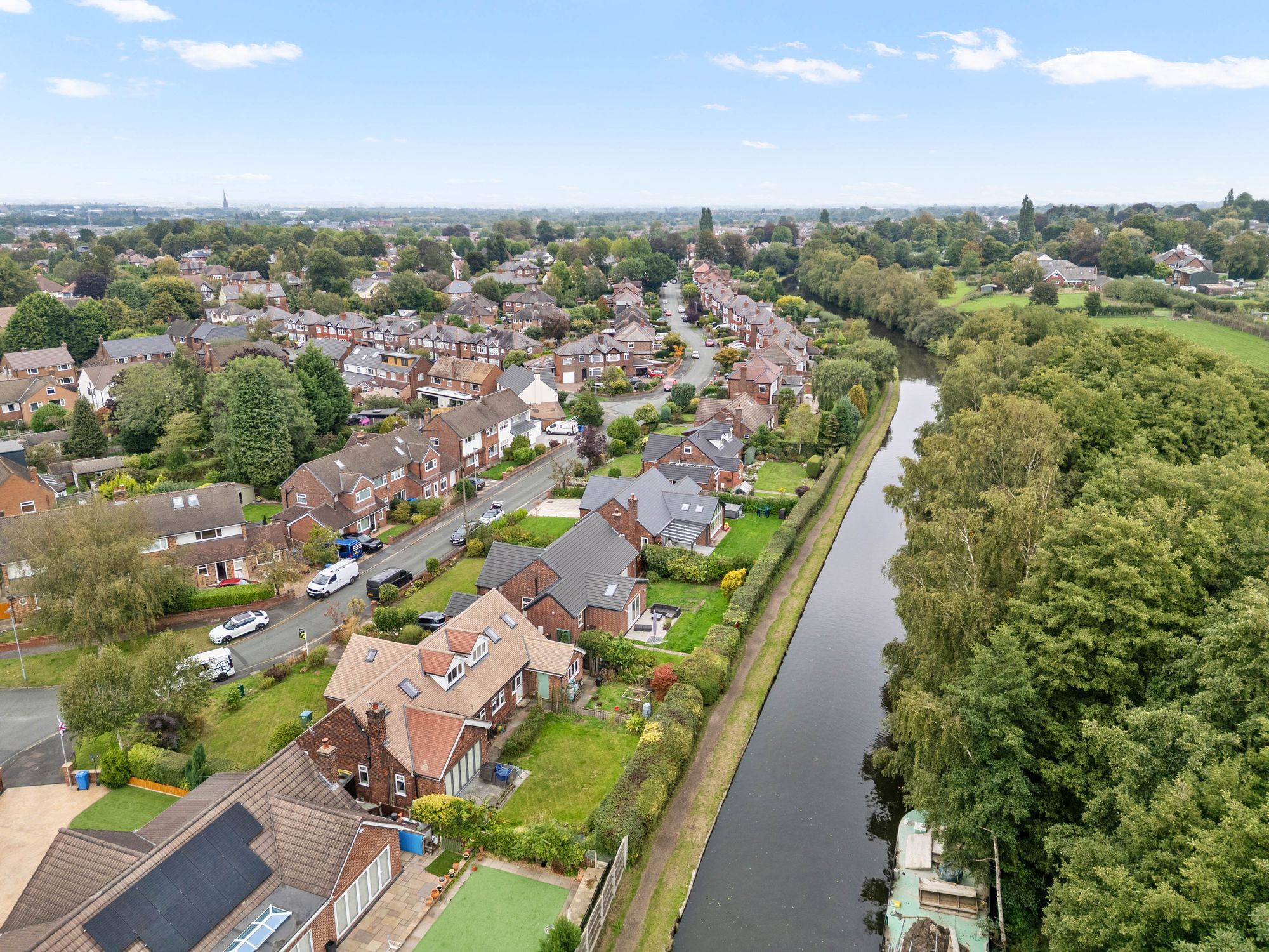 Hillfoot Crescent, Stockton Heath, WA4