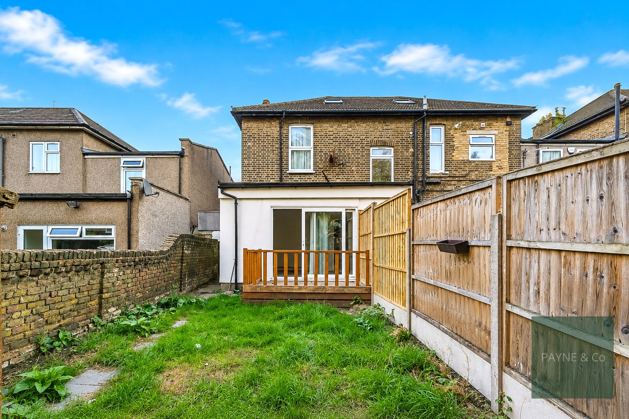 Mansfield Road, Ilford, IG1