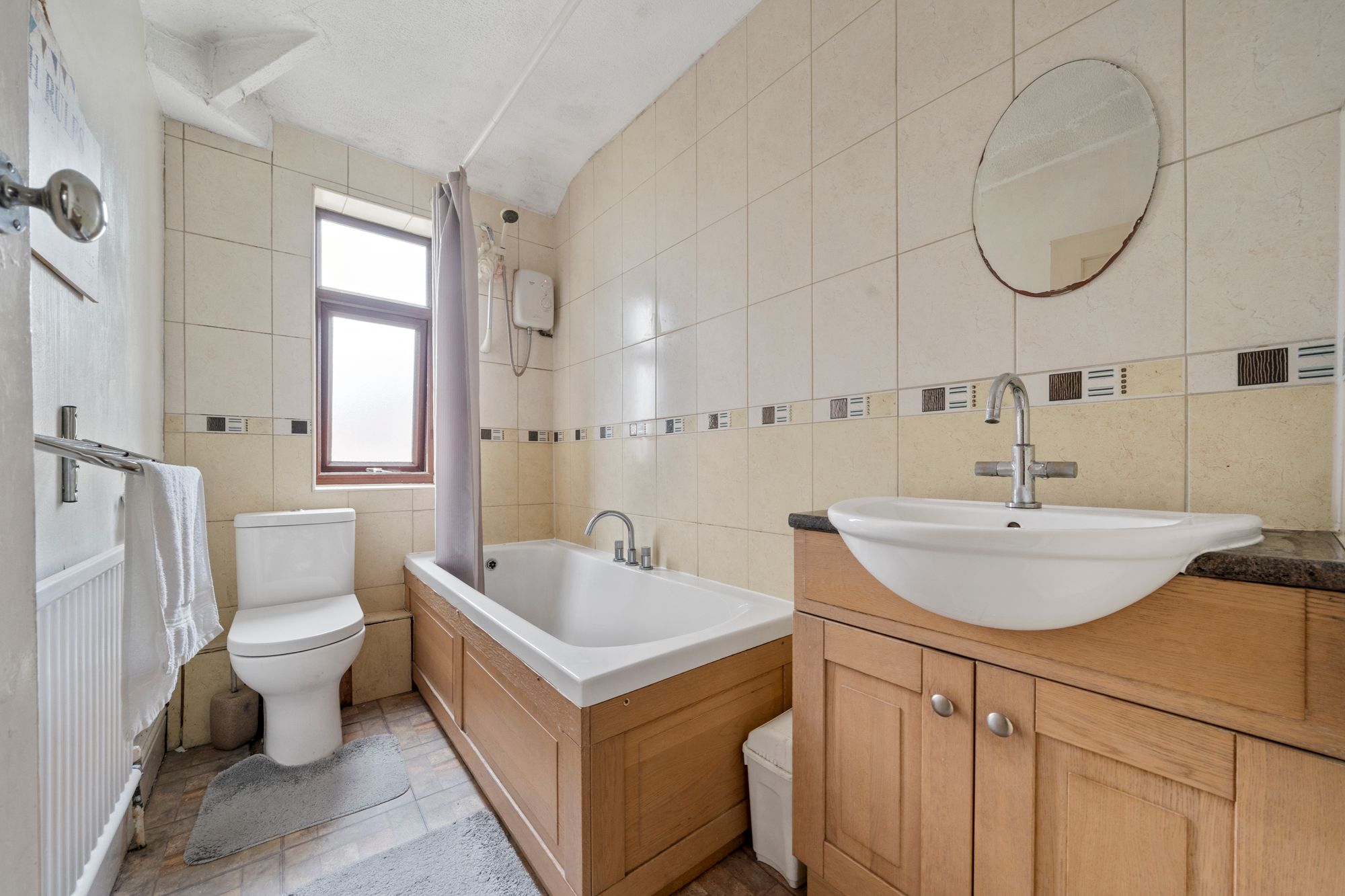 Vista Avenue, Newton-Le-Willows, WA12