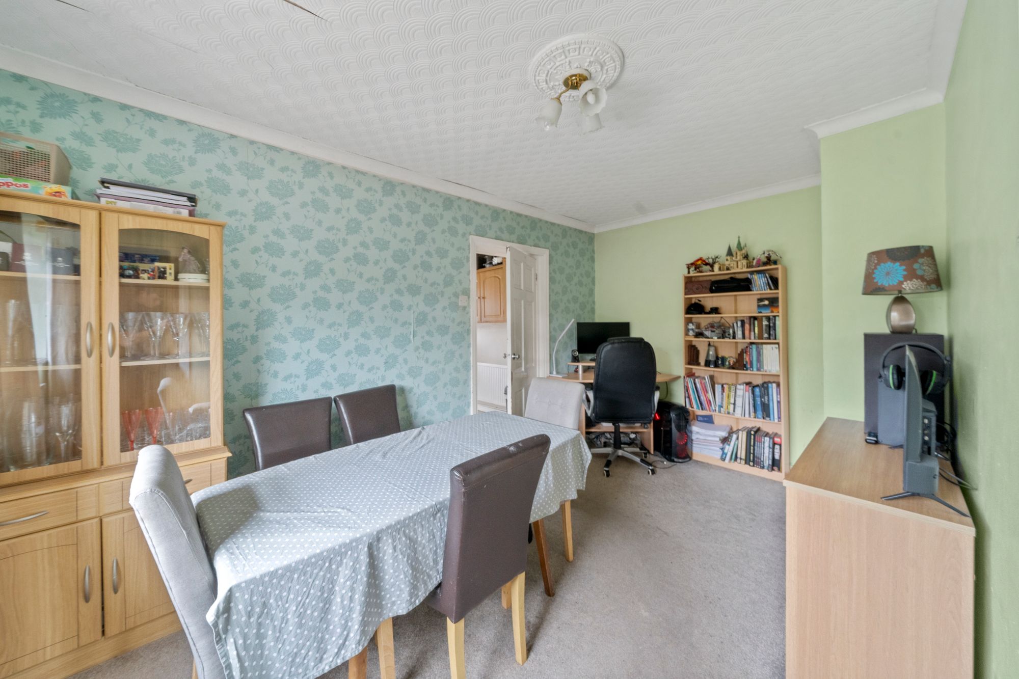 Vista Avenue, Newton-Le-Willows, WA12