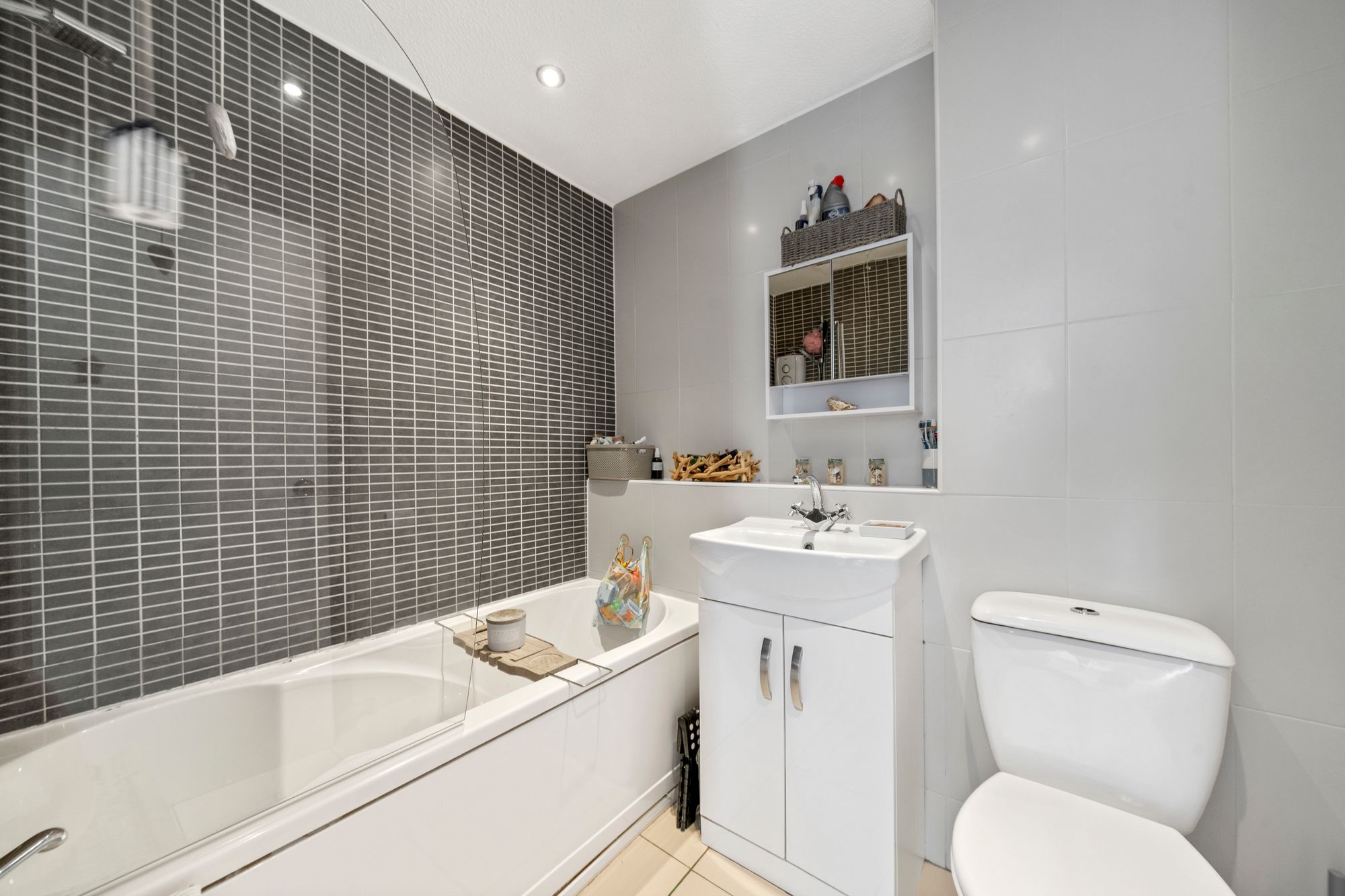 Wayfarers Drive, Newton-Le-Willows, WA12