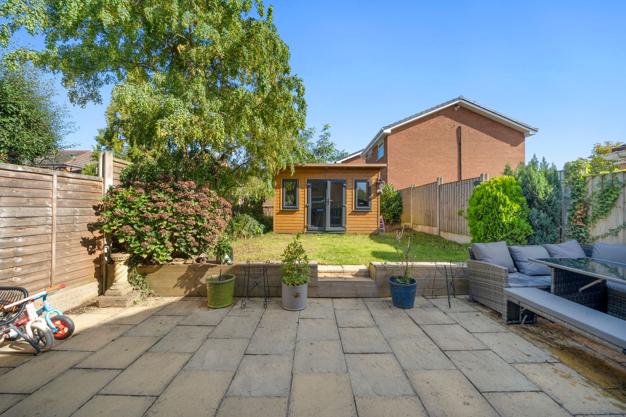 Wayfarers Drive, Newton-Le-Willows, WA12