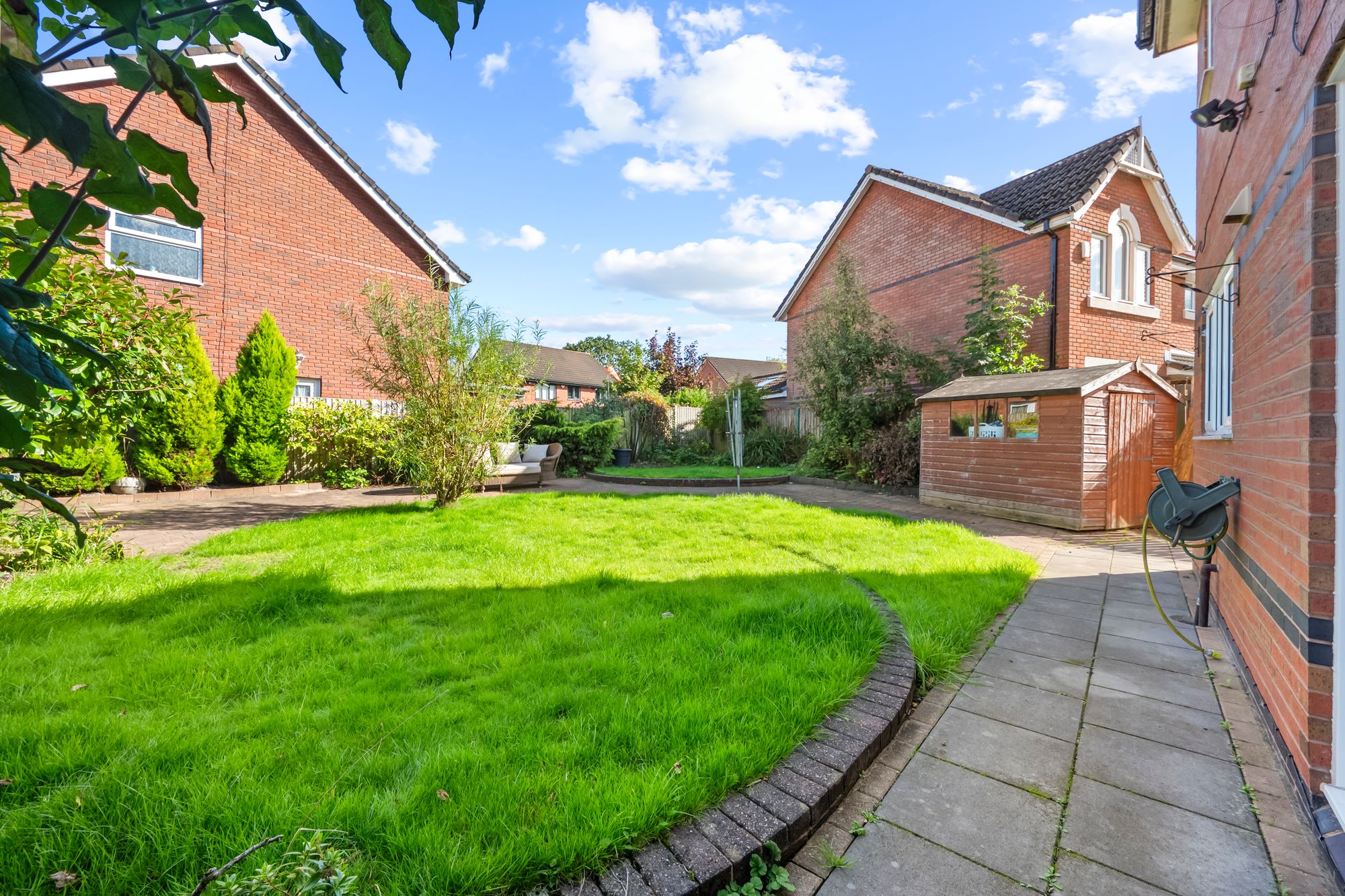 Pendle Gardens, Culcheth, WA3