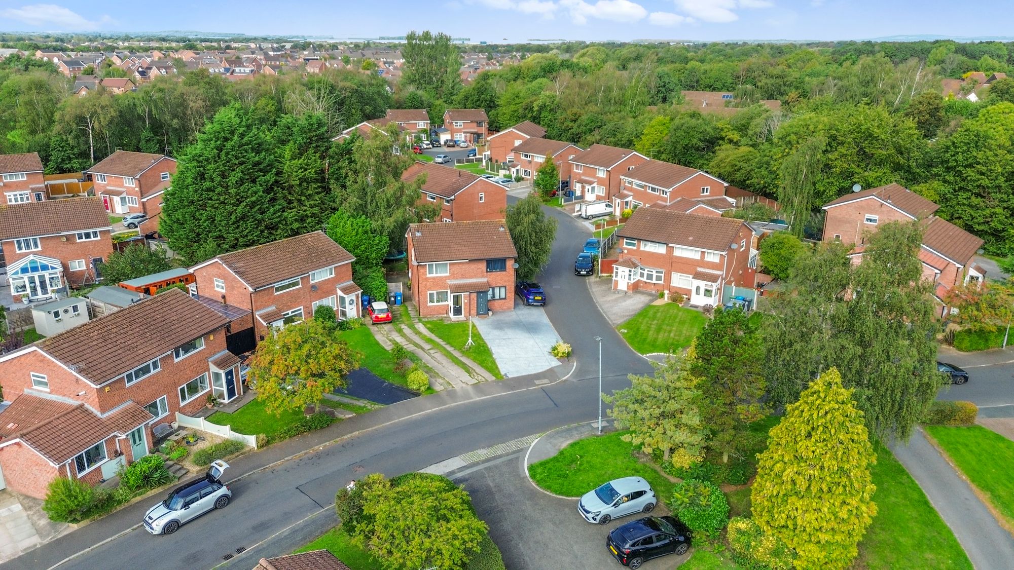 Livingstone Close, Old Hall, WA5