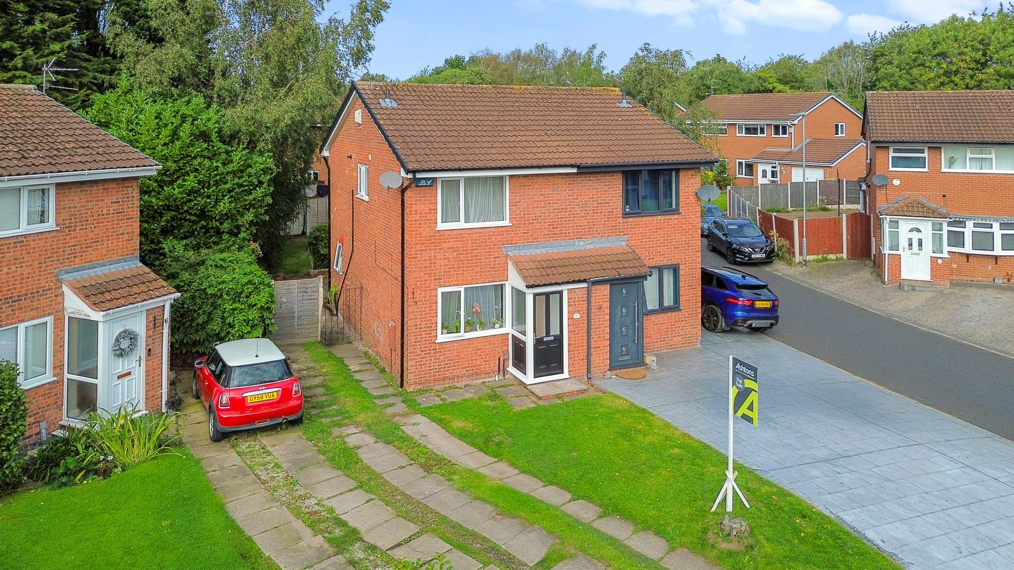 Livingstone Close, Old Hall, WA5
