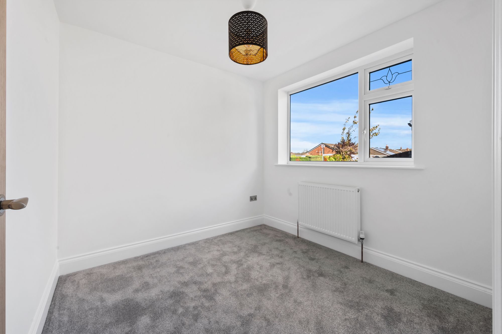 Meadow Lane, Fearnhead, WA2