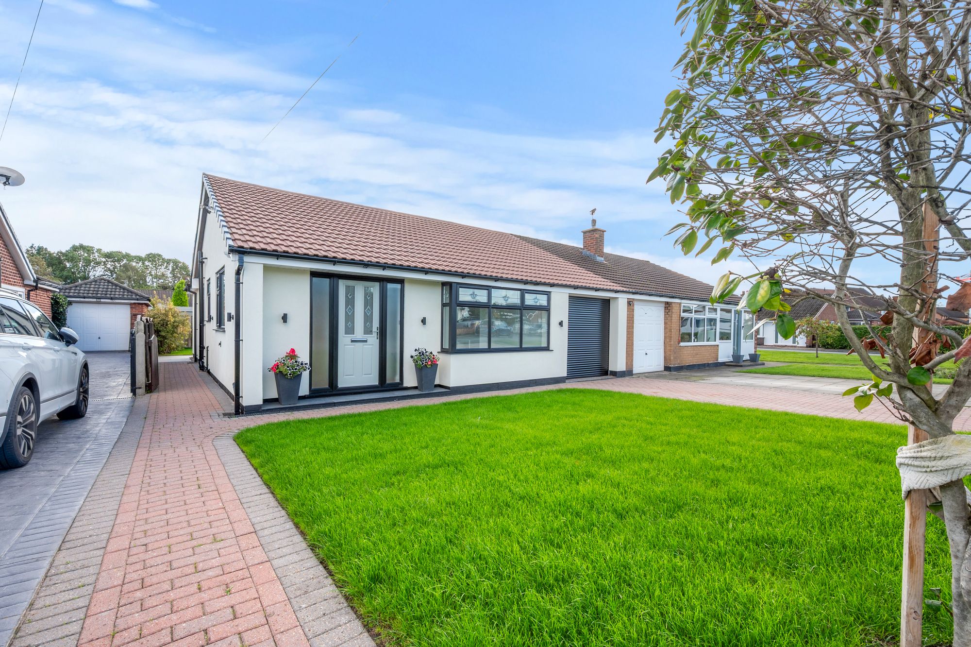 Meadow Lane, Fearnhead, WA2