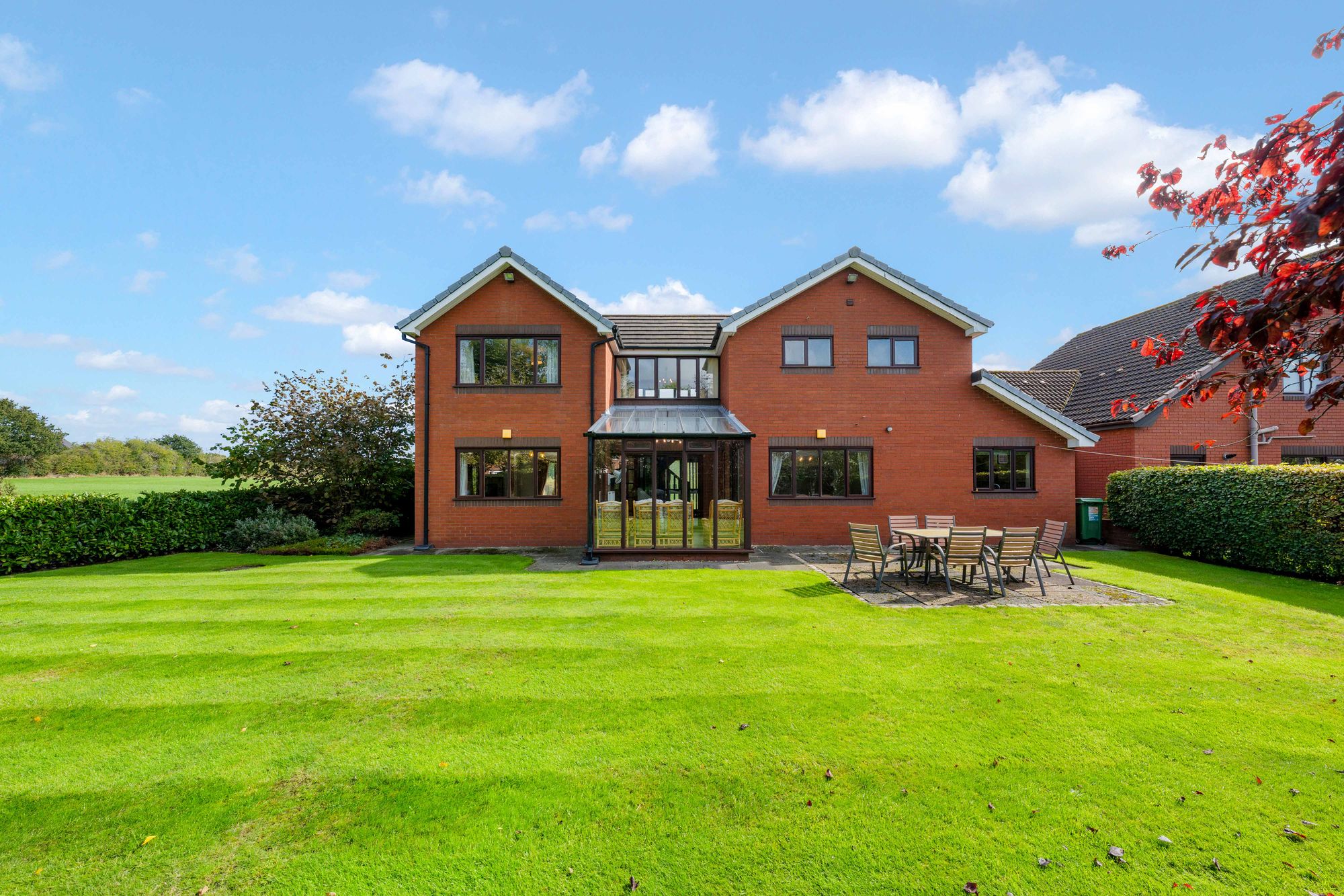 Betsyfield Drive, Croft, WA3